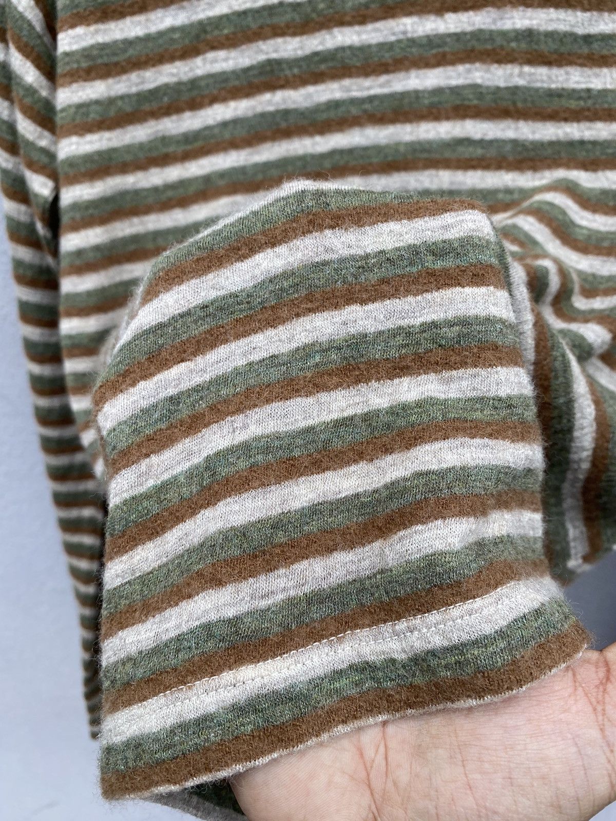 Issey Miyake Iconic Turtleneck PLANTATION by Issey Miyake Extra LS Wool Size M / US 6-8 / IT 42-44 - 14 Thumbnail