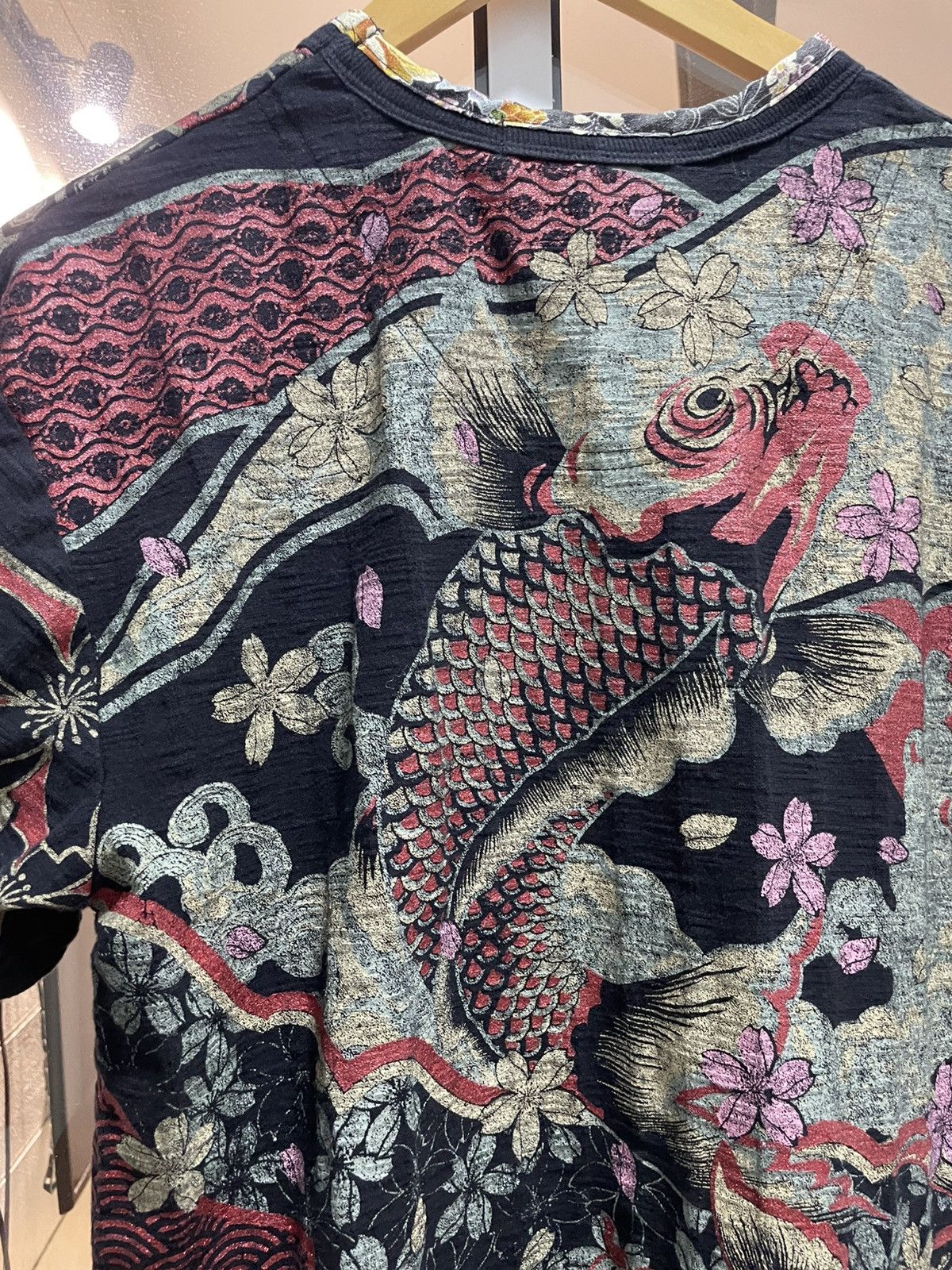 Karakuri Tamashii Vintage Karakuri Tamashi Embroidery Fish Koi Tee (Loopwheel) Size US M / EU 48-50 / 2 - 19 Thumbnail