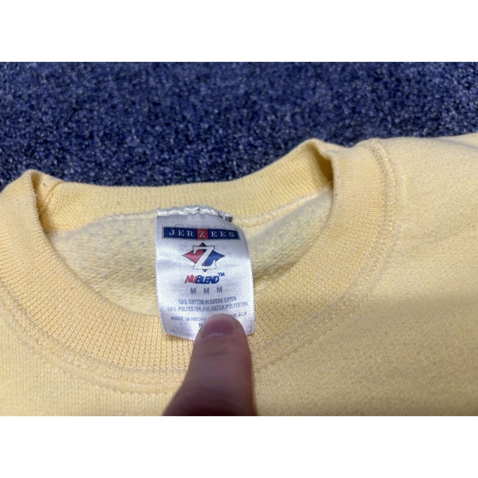 Vintage VINTAGE Beach Top Threads Sweatshirt Crew Neck Long Sleeve Yellow M Unisex Adults 3629 Size M / US 6-8 / IT 42-44 - 2 Thumbnail