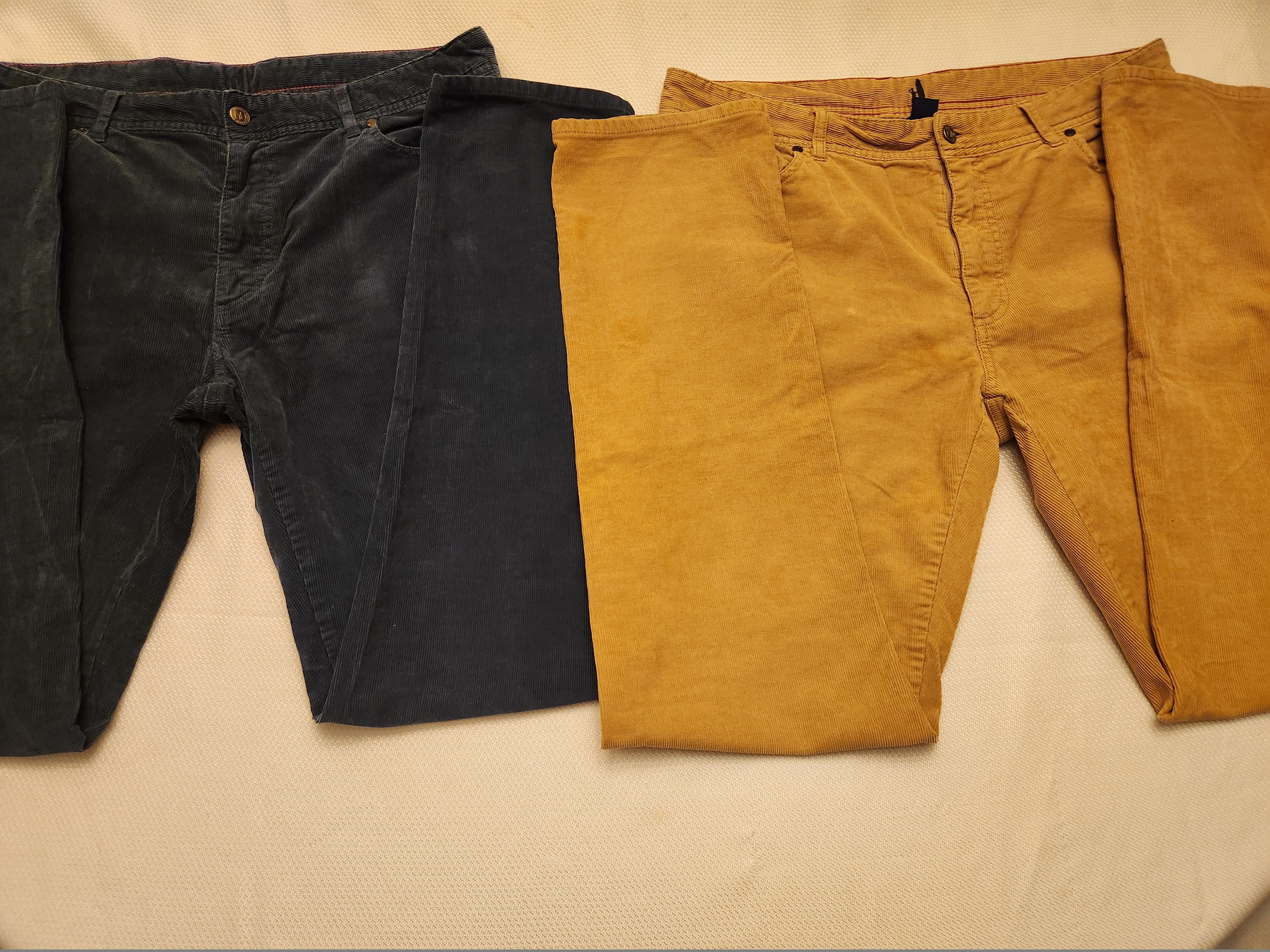 johnnie-O 100% Cotton Blue and Tan Corduroy Jeans Size US 35 - 1 Thumbnail