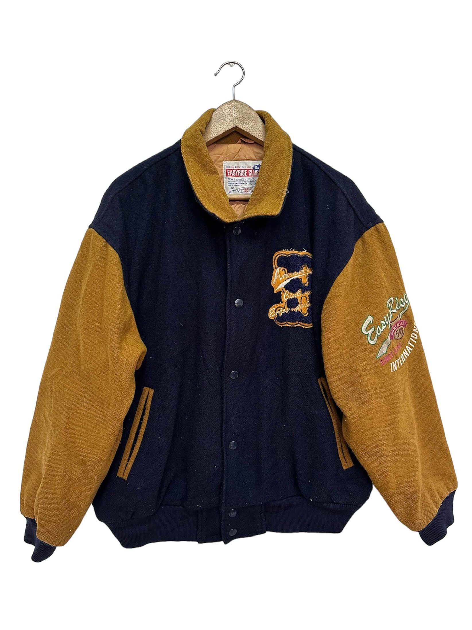 Japanese Brand Vintage Club Spirit American Flavor Big Logo Varsity Jacket Size US L / EU 52-54 / 3 - 2 Thumbnail