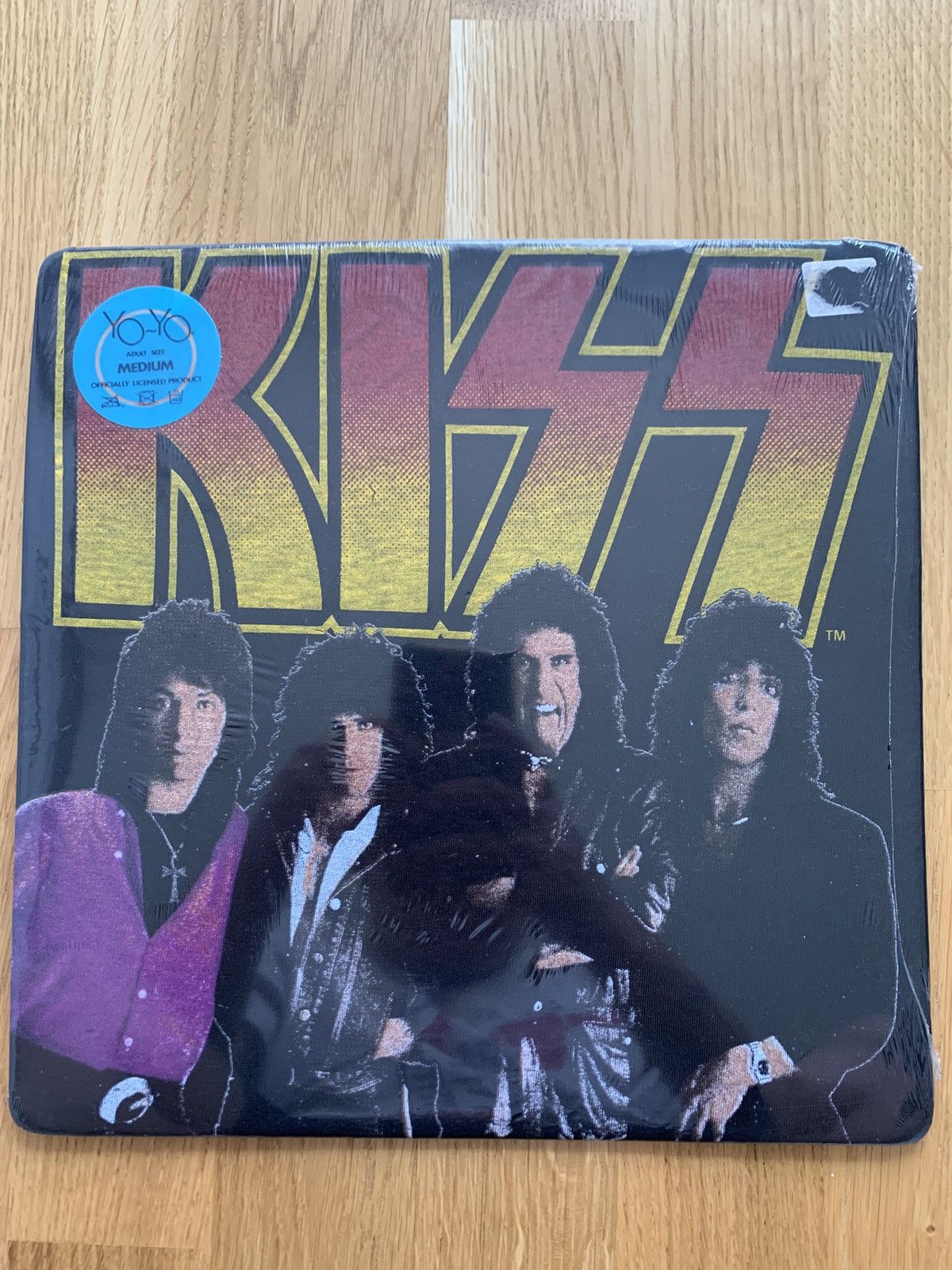 KISS Rare Vintage Kiss world tour 1983 - 1984 T-Shirt Size US M / EU 48-50 / 2 - 1 Thumbnail