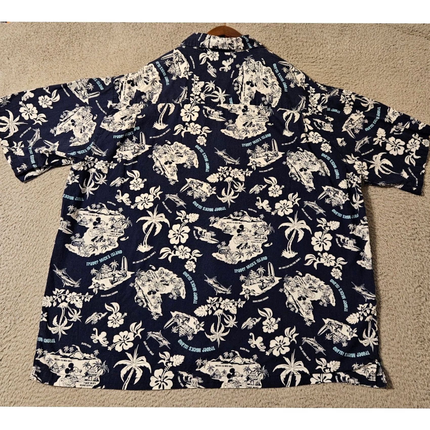 Disney Walt Disney World Trader Mick's Surf Gear Hawaiian Island Shirt Mens XL Blue Plaid Short Sleeve Size US XL / EU 56 / 4 - 2 Thumbnail