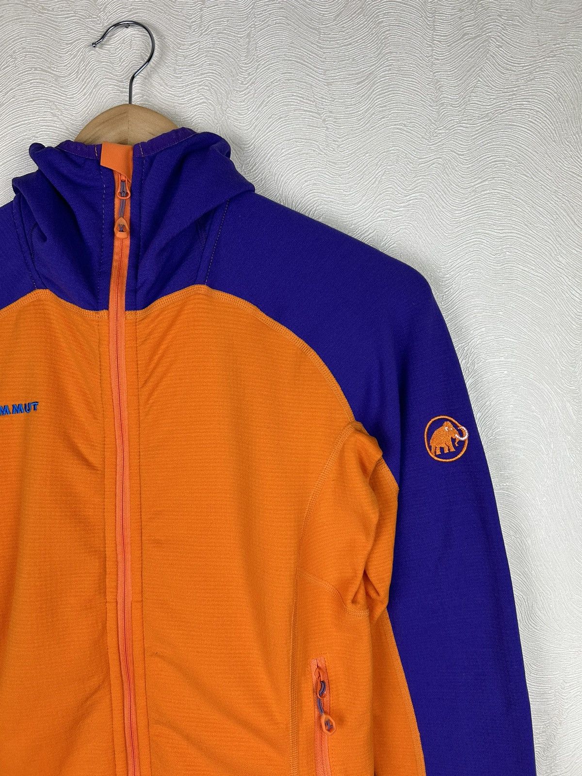 Mammut Mammut Eiswand Advanced ML Hooded Womens Jacket Size L / US 10 / IT 46 - 4 Thumbnail