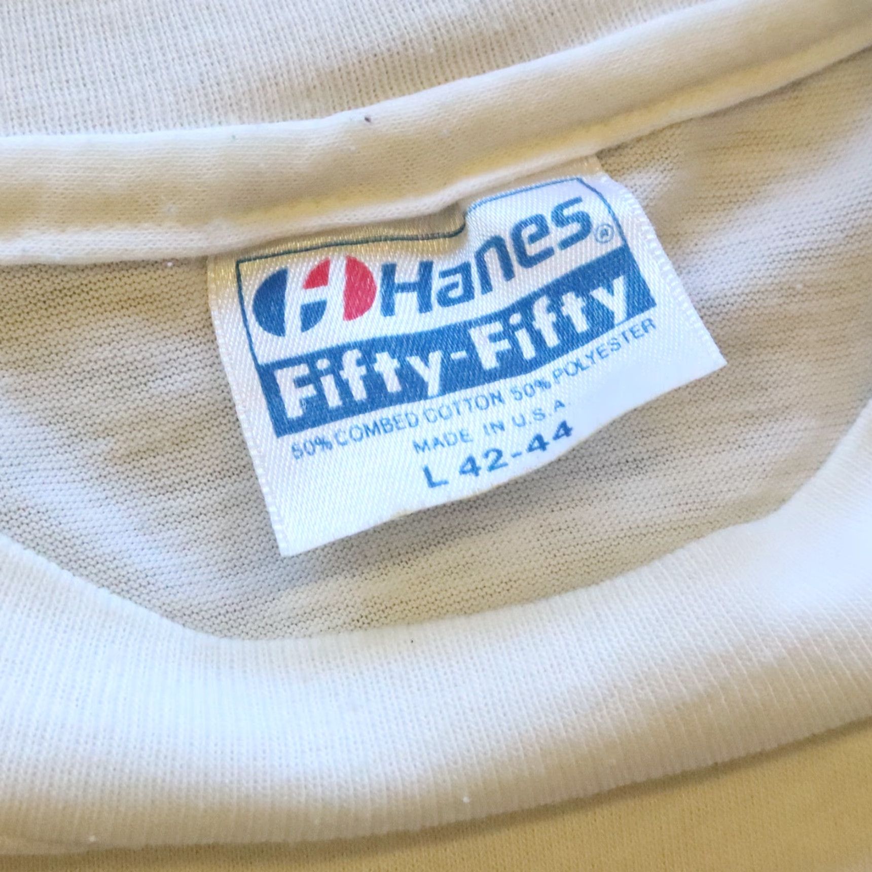 Hanes VINTAGE Le Mans Jaguar Racing T shirt Mens L White 80s Vintage Shirt Size US L / EU 52-54 / 3 - 6 Thumbnail