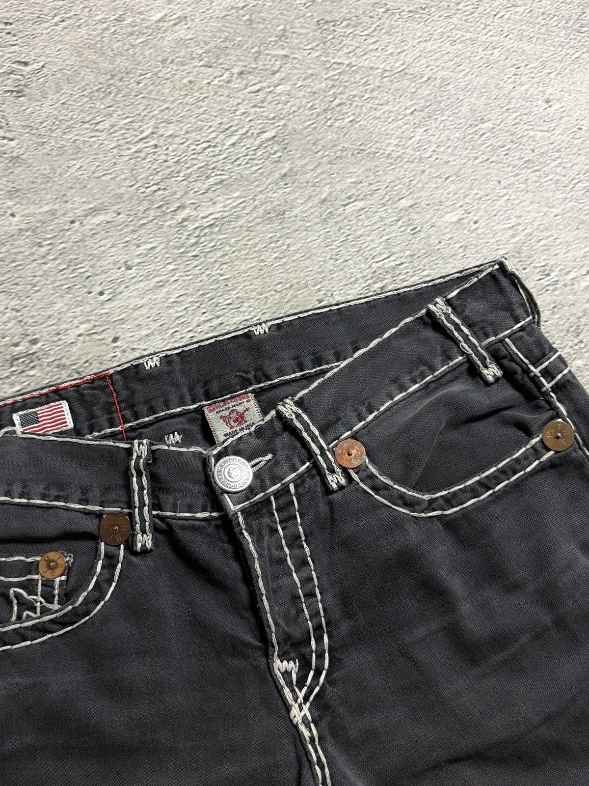 True Religion True Religion black jeans white thick stitching Y2K Logan Size US 36 / EU 52 - 10 Thumbnail