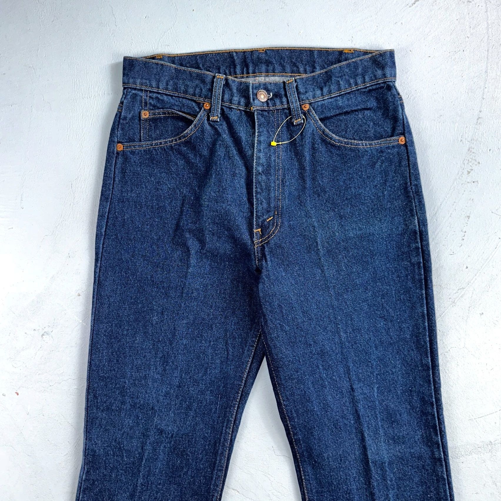 Levi's VINTAGE Levi's 505 Jeans Men 30x34 Dark Wash Cotton Denim 80s Retro Straight Style Size US 30 / EU 46 - 2 Thumbnail