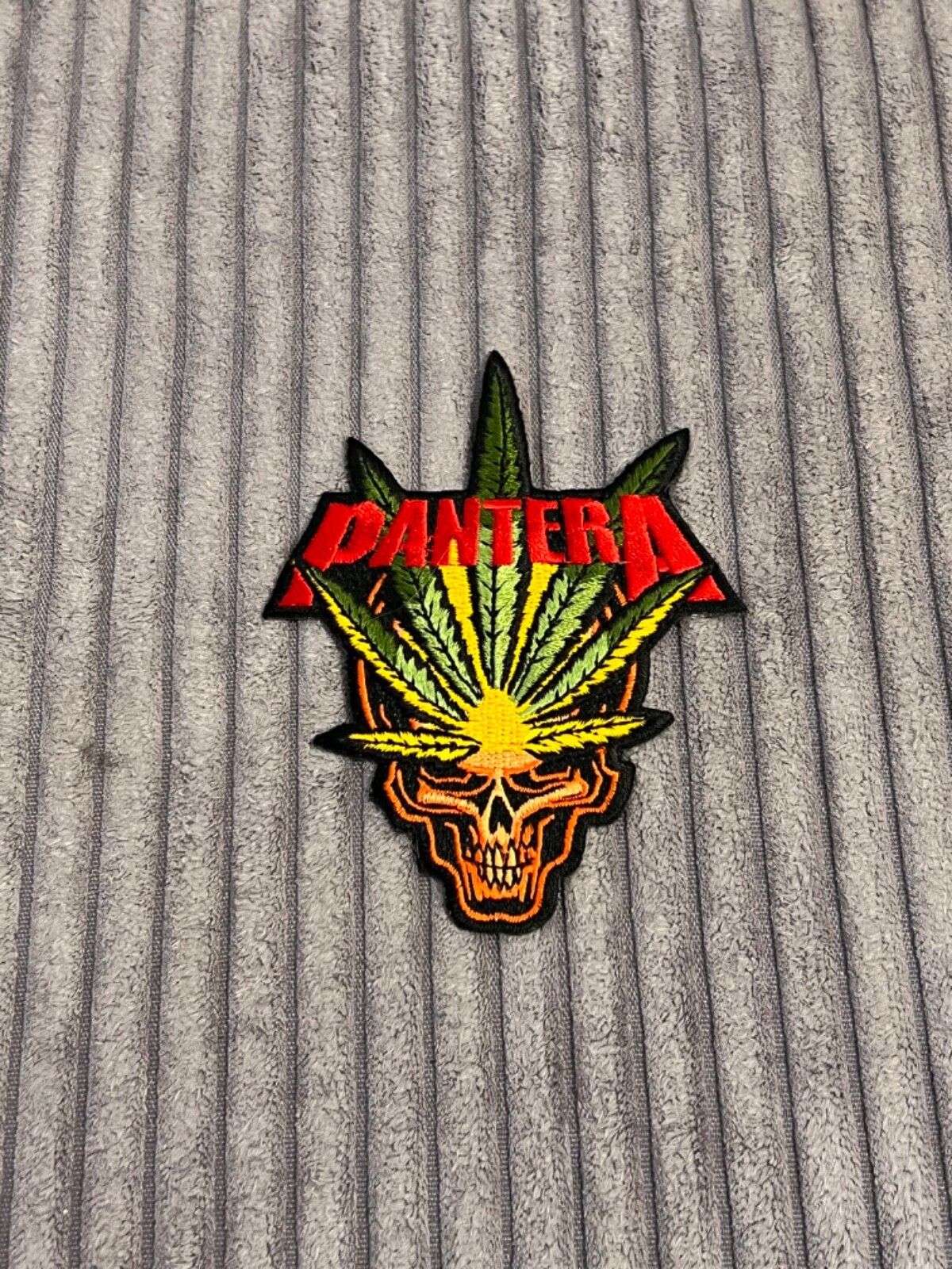 Band Tees 2006 Pantera Skull Marijuana Vintage Metal Small Patch New Size ONE SIZE - 1 Thumbnail