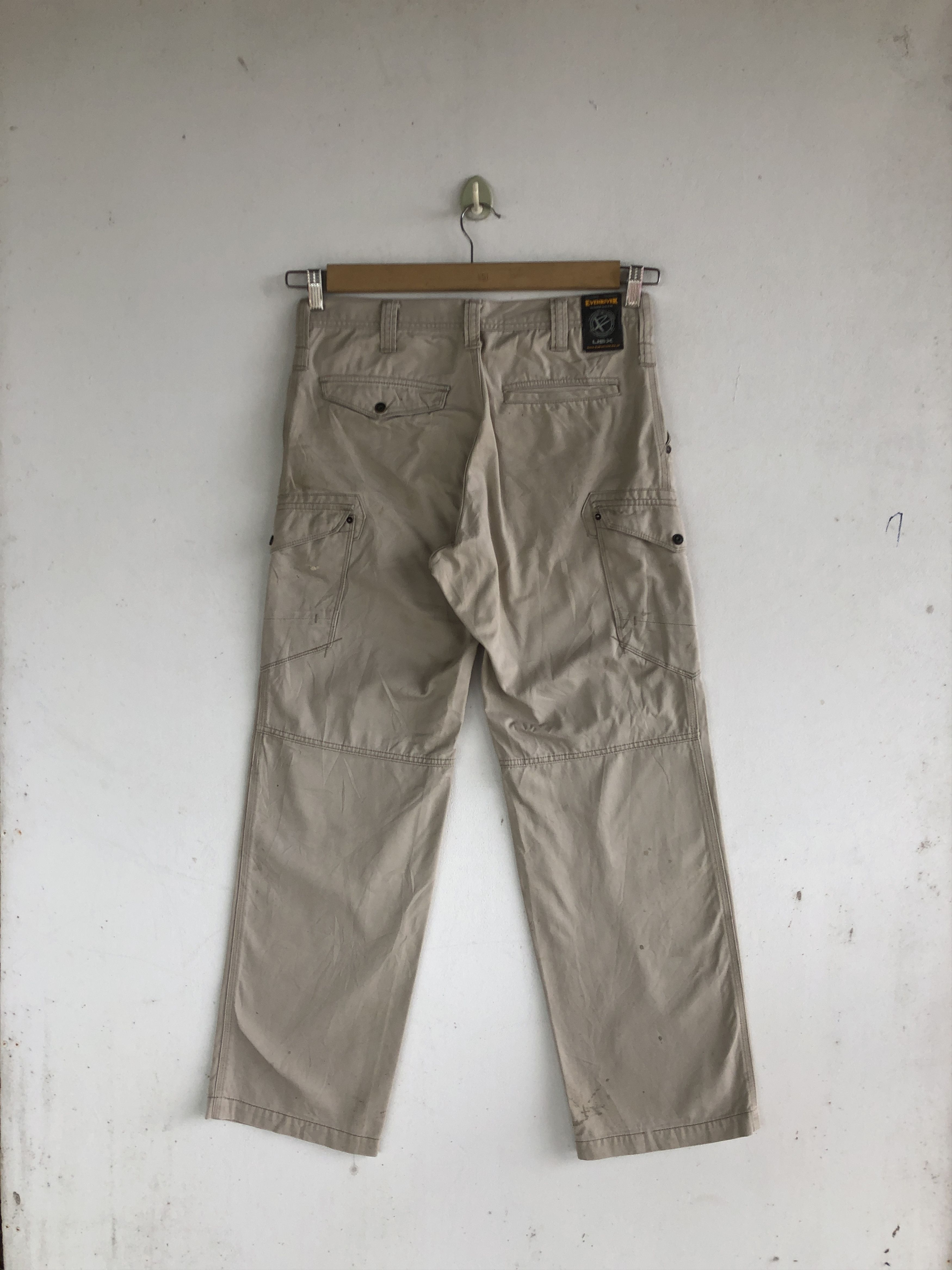 Japanese Brand Dirty Japanese Cargo Pants Multi Pockets Military Trousers Size US 30 / EU 46 - 1 Thumbnail
