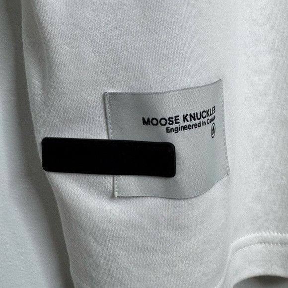 Moose Knuckles Moose Knuckles Beau Soir T-Shirt White Men’s Size Medium Size US M / EU 48-50 / 2 - 9 Thumbnail