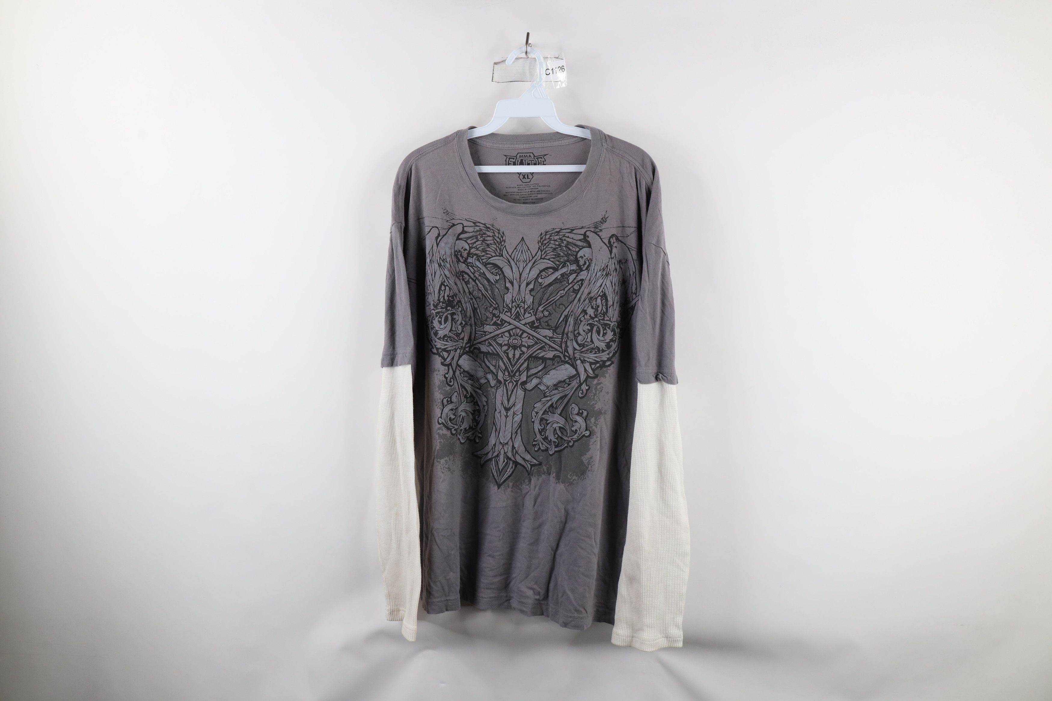 Vintage Vintage Y2K MMA Skull Cross Tribal Long Sleeve T-Shirt Size US XL / EU 56 / 4 - 1 Thumbnail