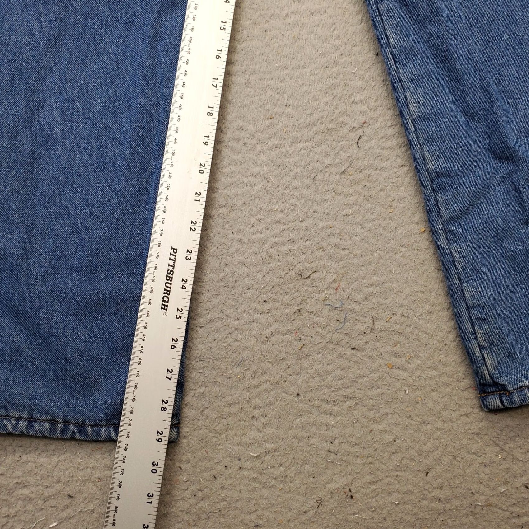Vintage L.L. Bean Jeans Mens 36x30 Blue Flannel Lined Classic Fit Low Waist Straight Leg Jeans Mens Size 36 Blue 5-Pocket Design Straight - Pre-owned Mens Size US 36 / EU 52 - 4 Thumbnail