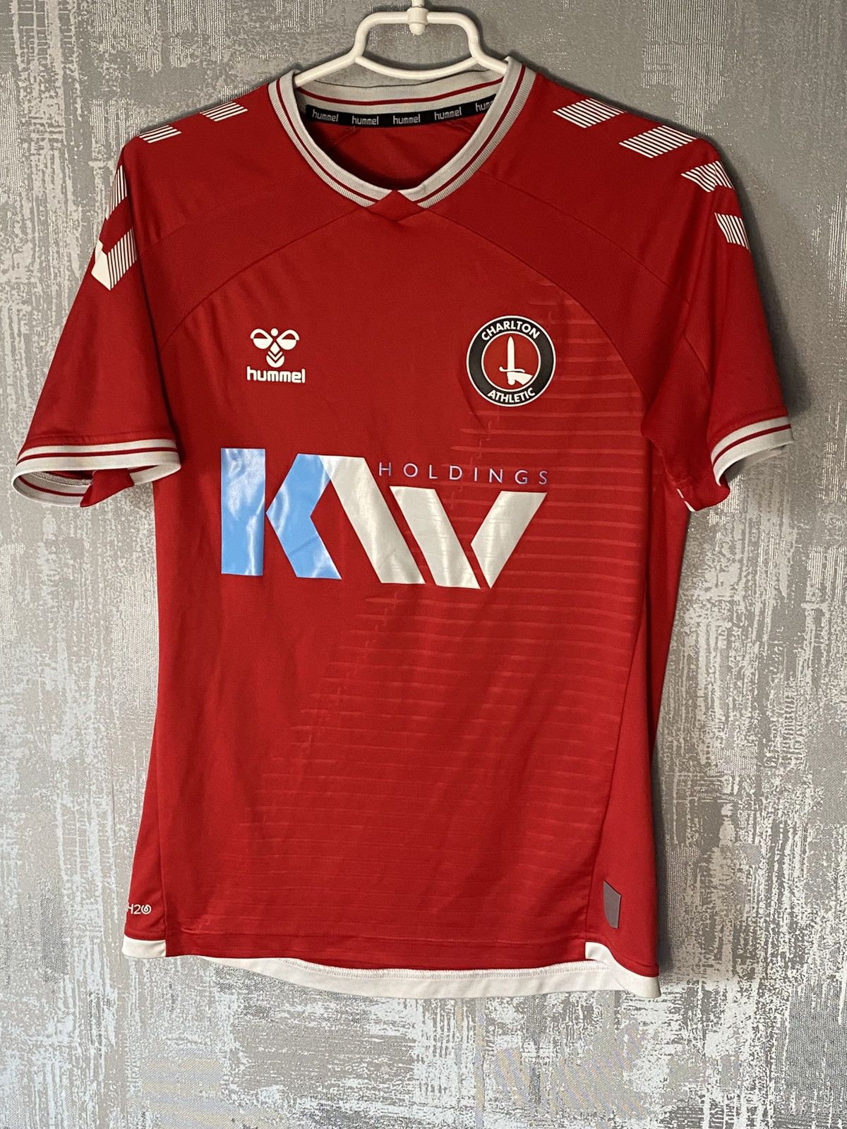 Hummel Charlton Athletic Hummel Soccer Football Jersey 2020/21 Size US S / EU 44-46 / 1 - 1 Thumbnail