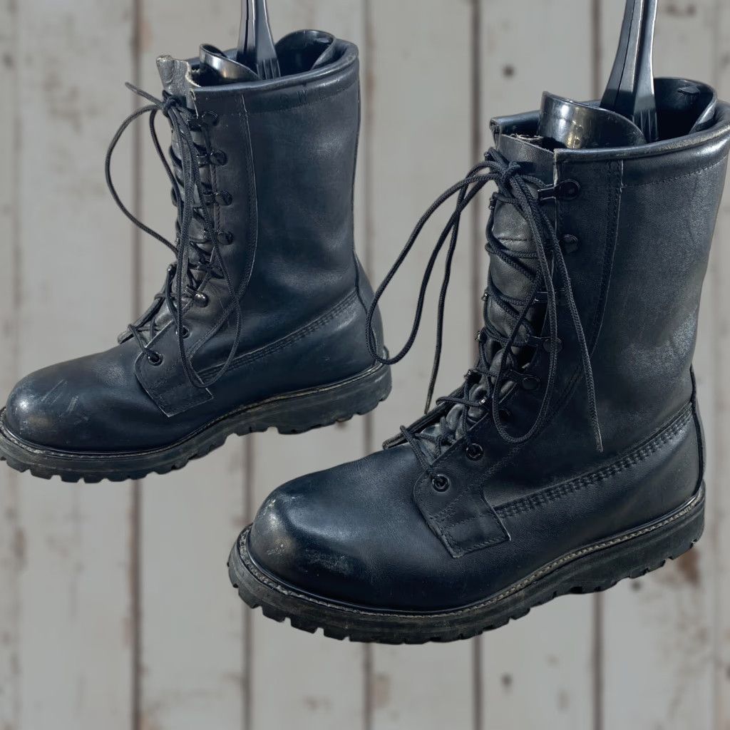 Vintage Military Combat Black Leather Lace Up Round Toe Boots Mens Size 9 W Vibram Sole Size US 9 / EU 42 - 1 Thumbnail