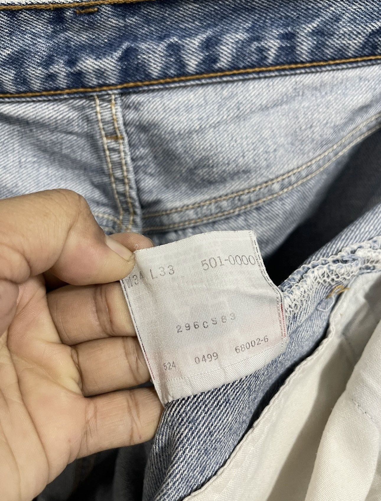 Levi's VINTAGE 90s LEVIS 501 NON SELVEDGE 34x33 STAMP 524 Size US 31 - 17 Thumbnail