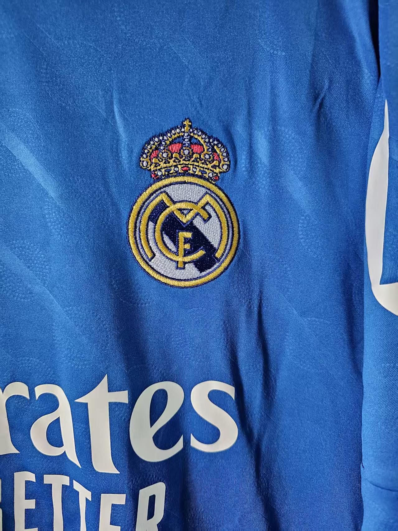 Other 2026 Real Madrid Soccer Jersey Size US S / EU 44-46 / 1 - 3 Thumbnail