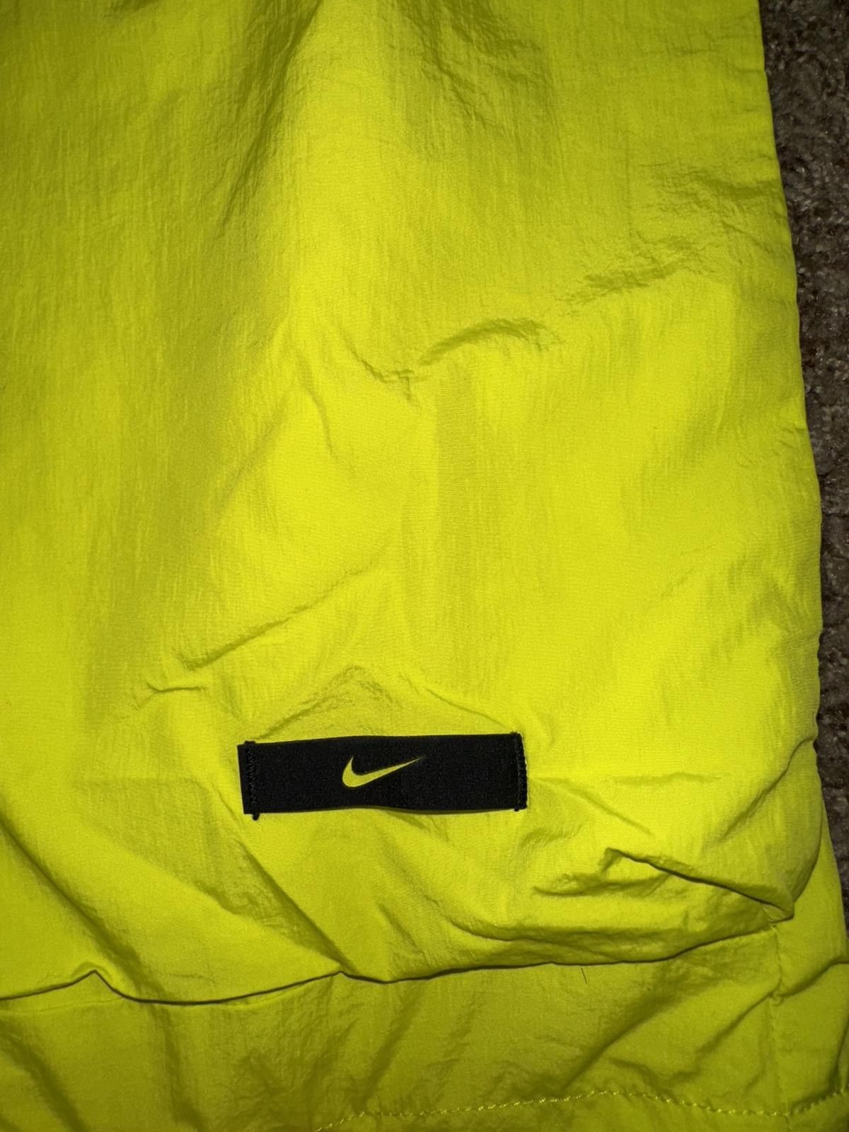 Nike Nike Men’s Tech Bright Cactus Green Jacket Sample Size US M / EU 48-50 / 2 - 3 Thumbnail