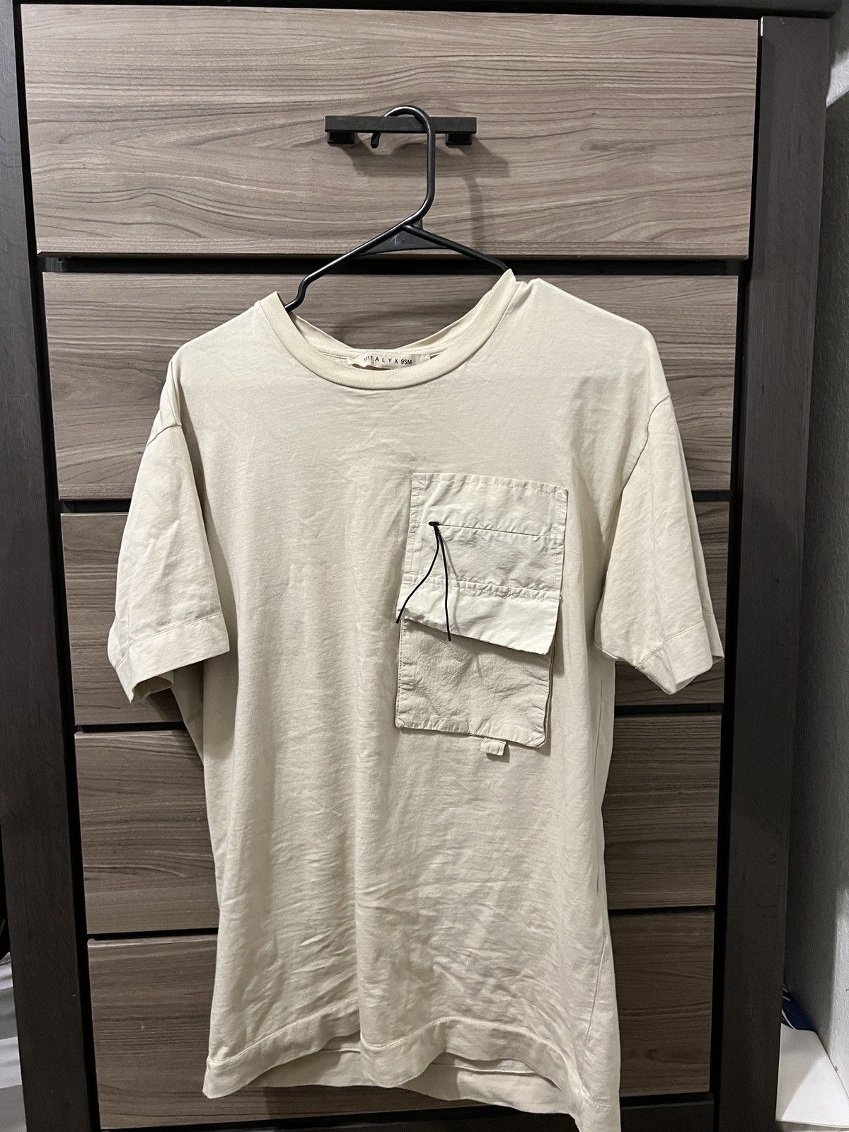 1017 ALYX 9SM 1017 ALYX 9SM Cargo Tee Size US M / EU 48-50 / 2 - 1 Thumbnail