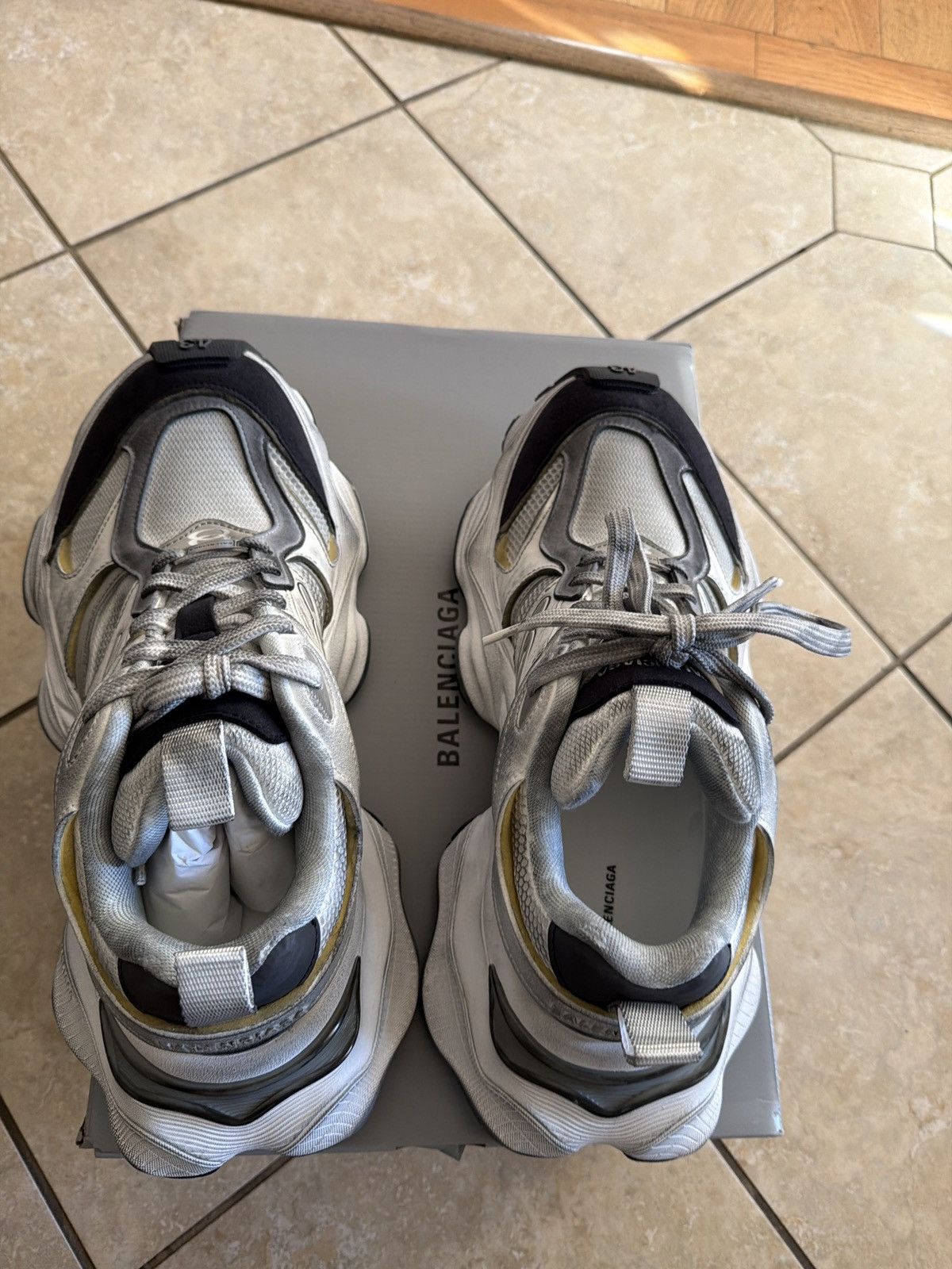 Balenciaga cargo sneaker black white grey size 43
