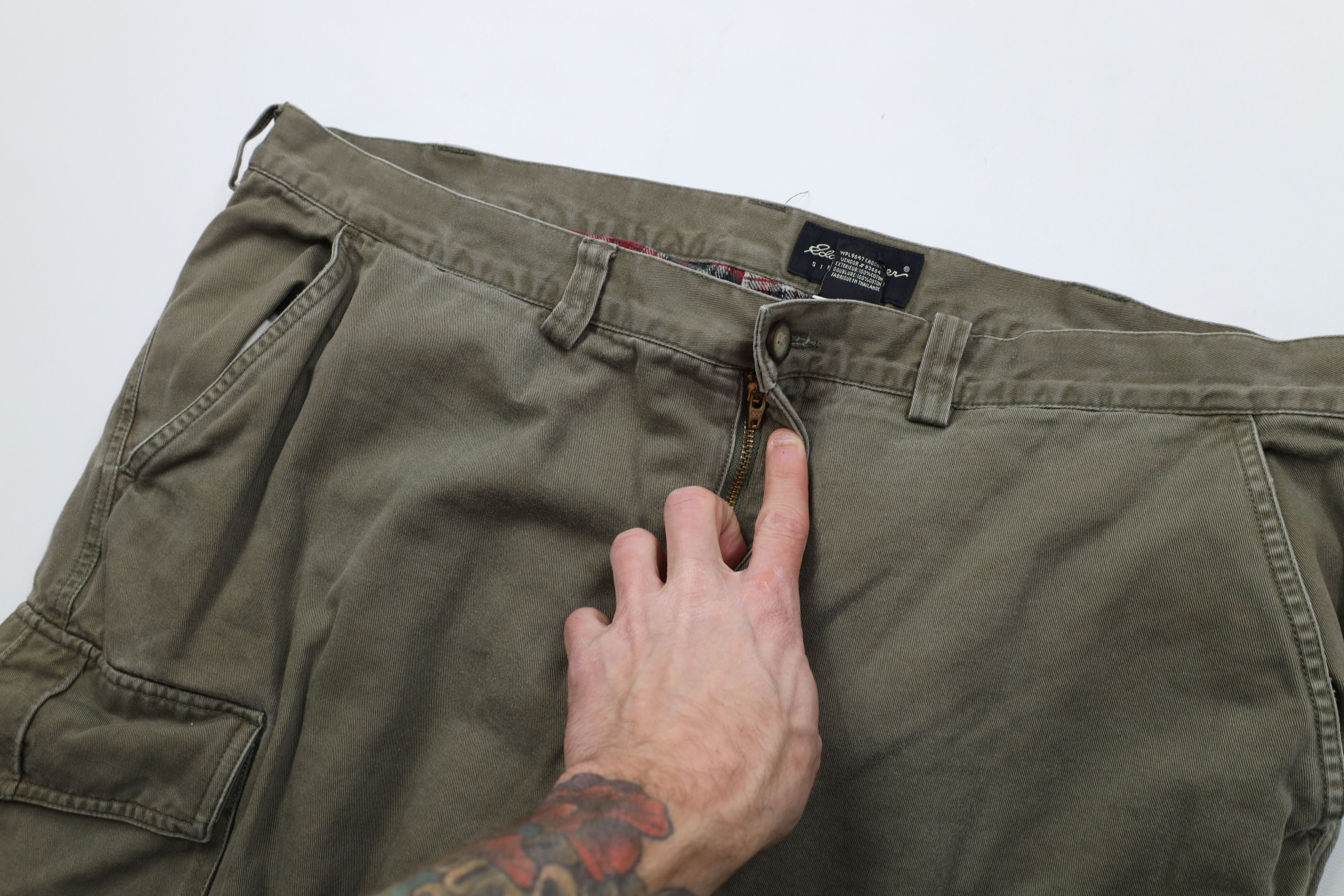 Eddie Bauer Vintage Eddie Bauer Flannel Lined Wide Leg Cargo Pants Green Size US 42 / EU 58 - 7 Thumbnail