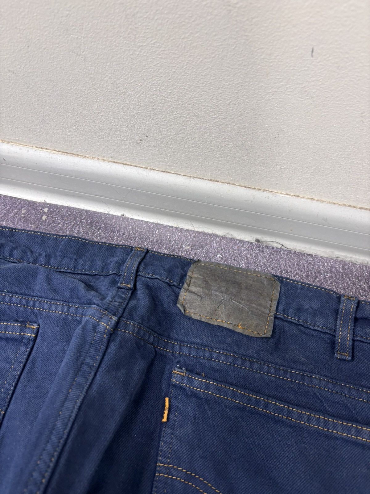 Levi's Vintage 1990s Levi’s 550 Orange Tab Navy Blue Denim Jeans Size US 42 / EU 58 - 6 Thumbnail