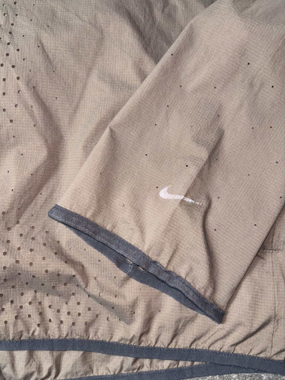 Gyakusou 2016 Nike Gyakusou Perforated Jacket Size US L / EU 52-54 / 3 - 14 Thumbnail