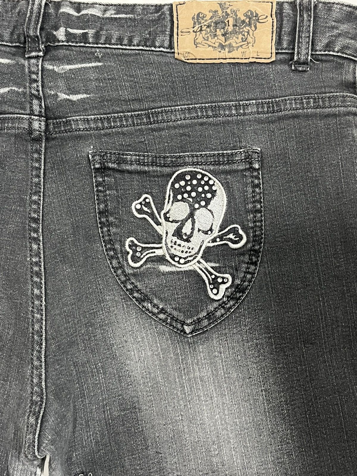 Seditionaries 🔥Sick Japanese Brand Skull Embroidery Logo Punk Style Shorts Size US 37 - 6 Thumbnail