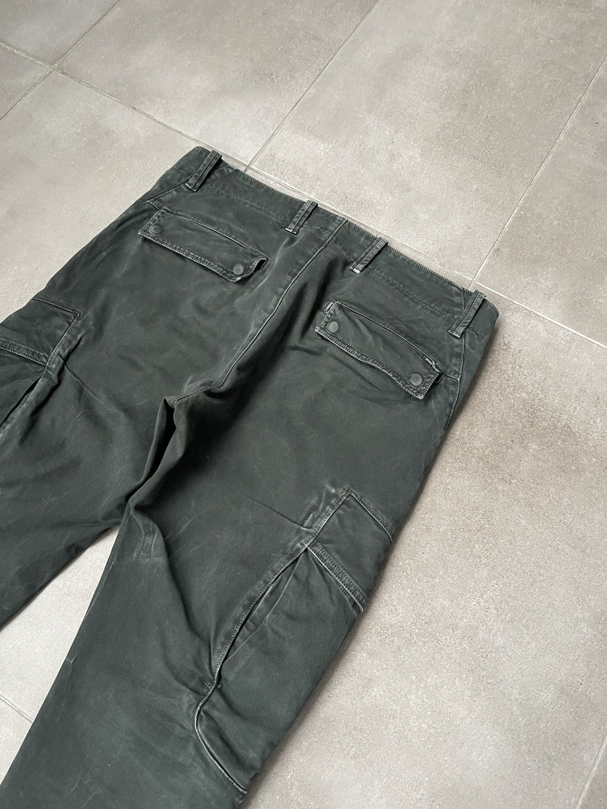 Stone Island SS20 Stone Island Washed Swamp Green Cargo Pants Size US 32 / EU 48 - 10 Thumbnail