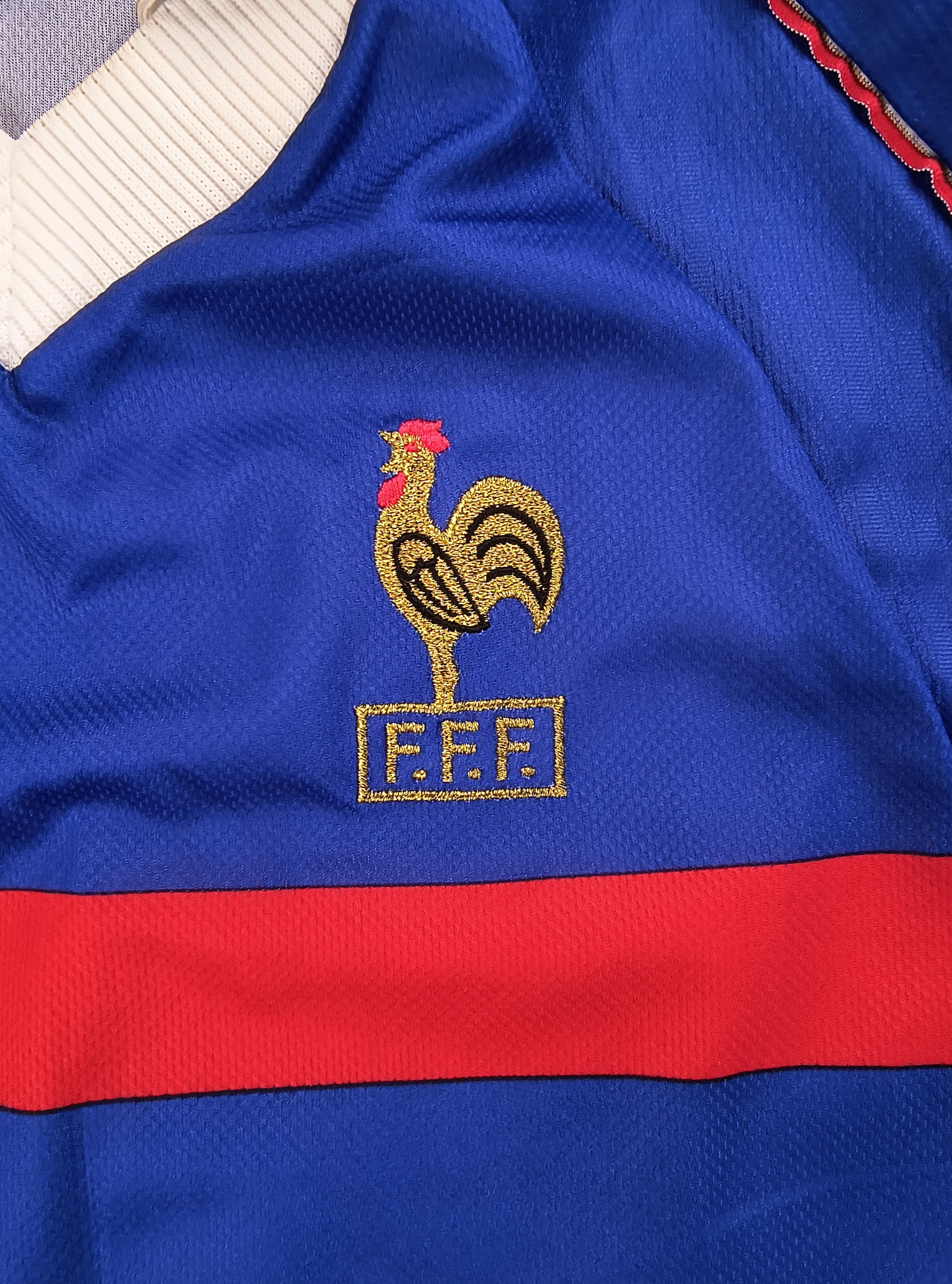 Adidas Vintage Adidas France champions of the year 1998 home jersey Size US L / EU 52-54 / 3 - 3 Thumbnail