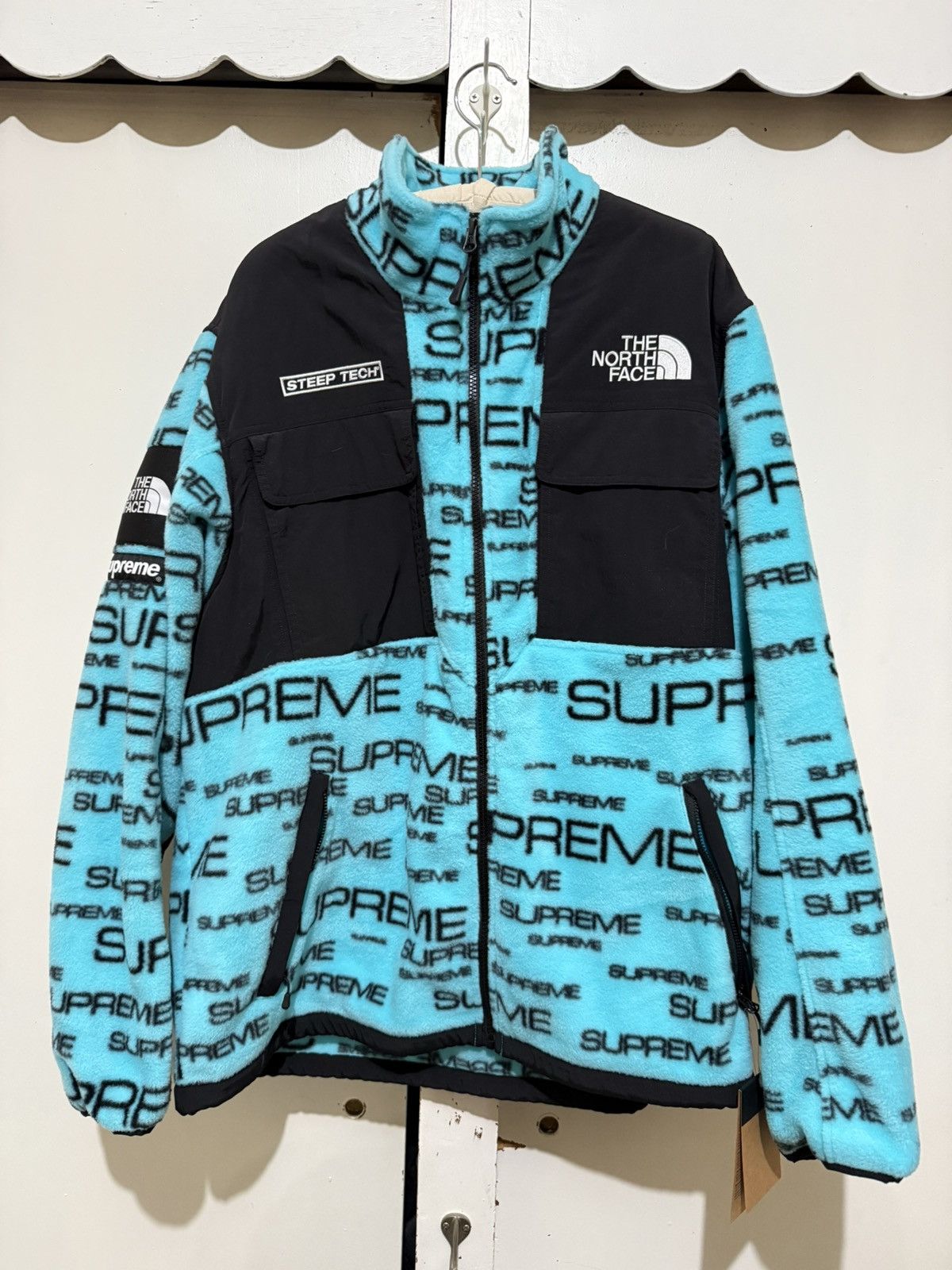 Supreme × The North Face Supreme The North Face Steep Tech Fleece 