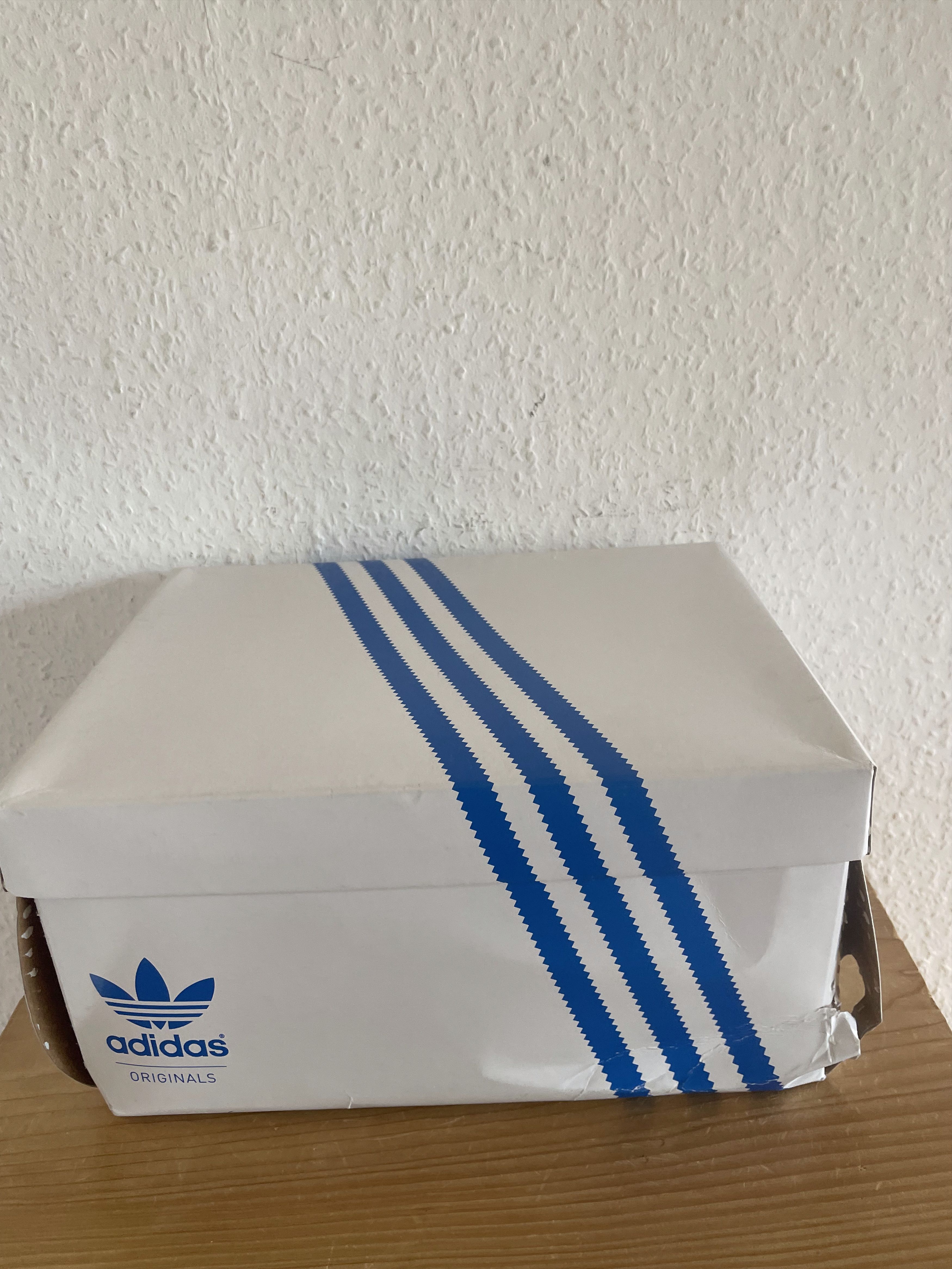 Adidas × Jeremy Scott JS Bones Fur Sneakers Size US 7.5 / EU 40-41 - 24 Thumbnail