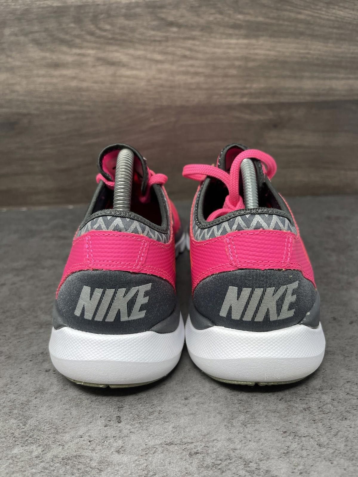 Nike Nike Flex Supreme TR 3 Sneakers Womens Size 9 Pink Running Size US 9 / IT 39 - 7 Thumbnail
