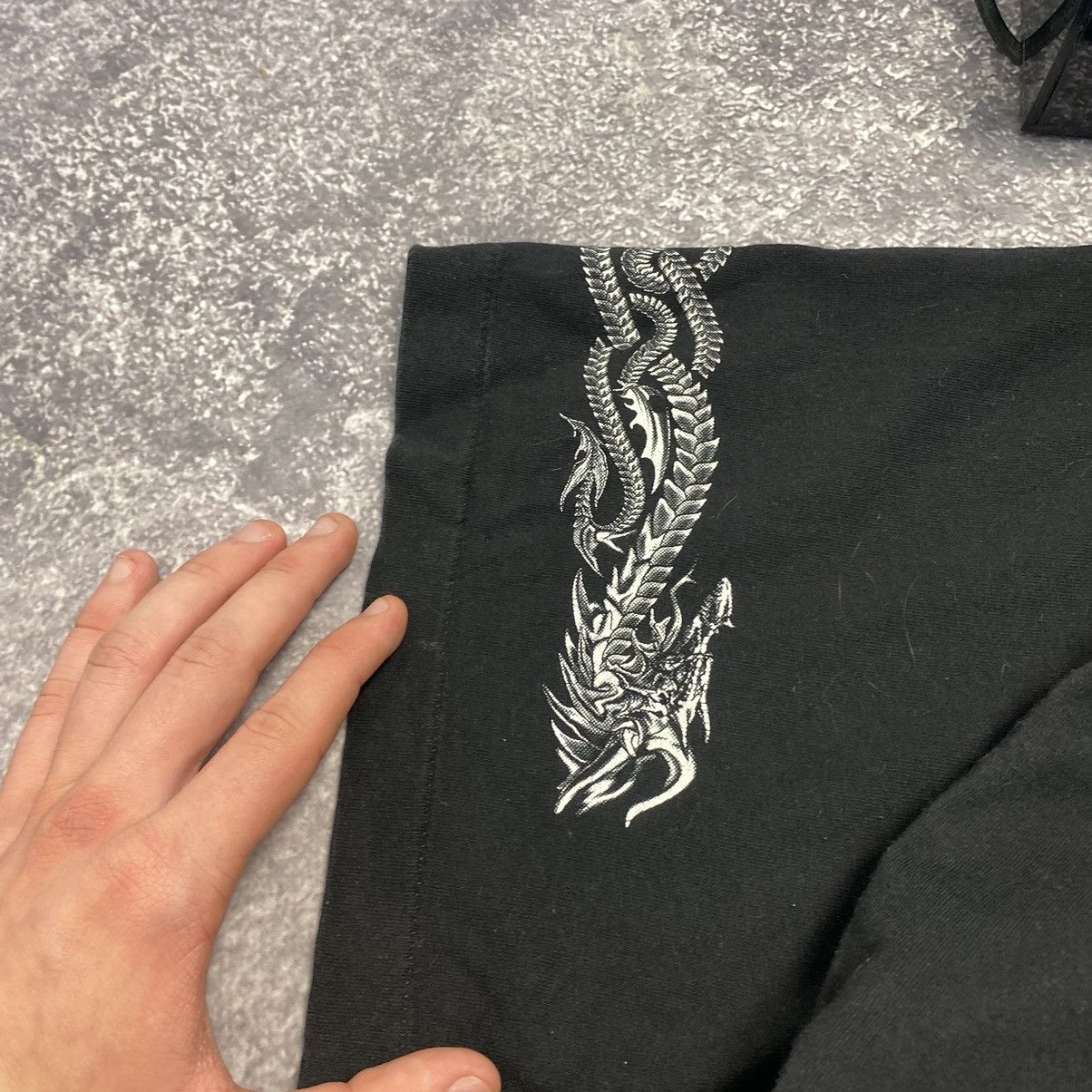 Vintage Vintage Dragon Overprinted Graphic logo Single stitch tee Size US XL / EU 56 / 4 - 8 Thumbnail