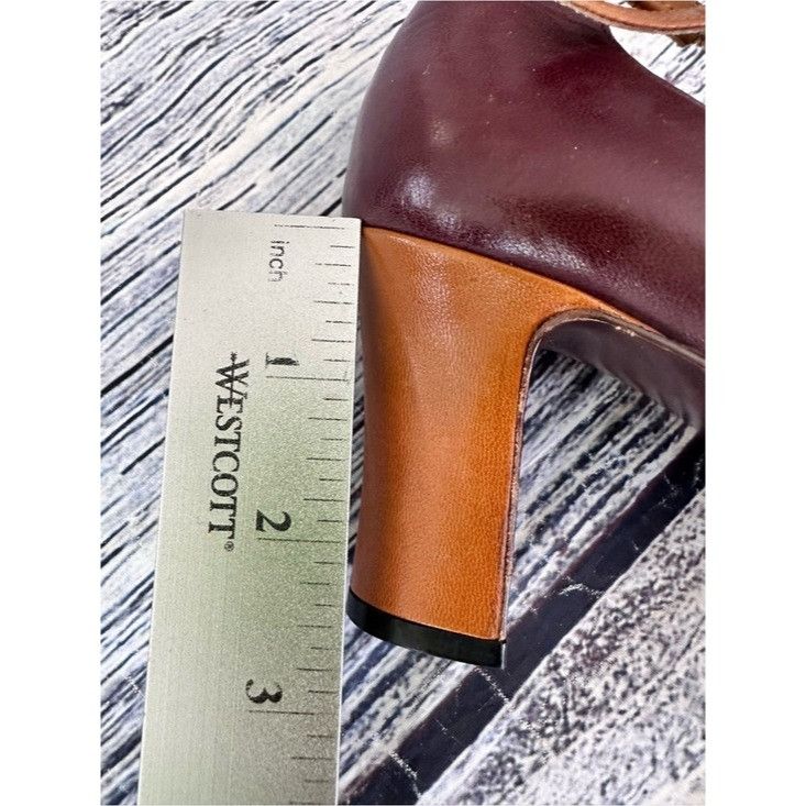 Bruno Magli Vintage Bruno Magli T-Strap Brown Two-Tone Women's Heels Size US 6.5 / IT 36.5 - 10 Thumbnail