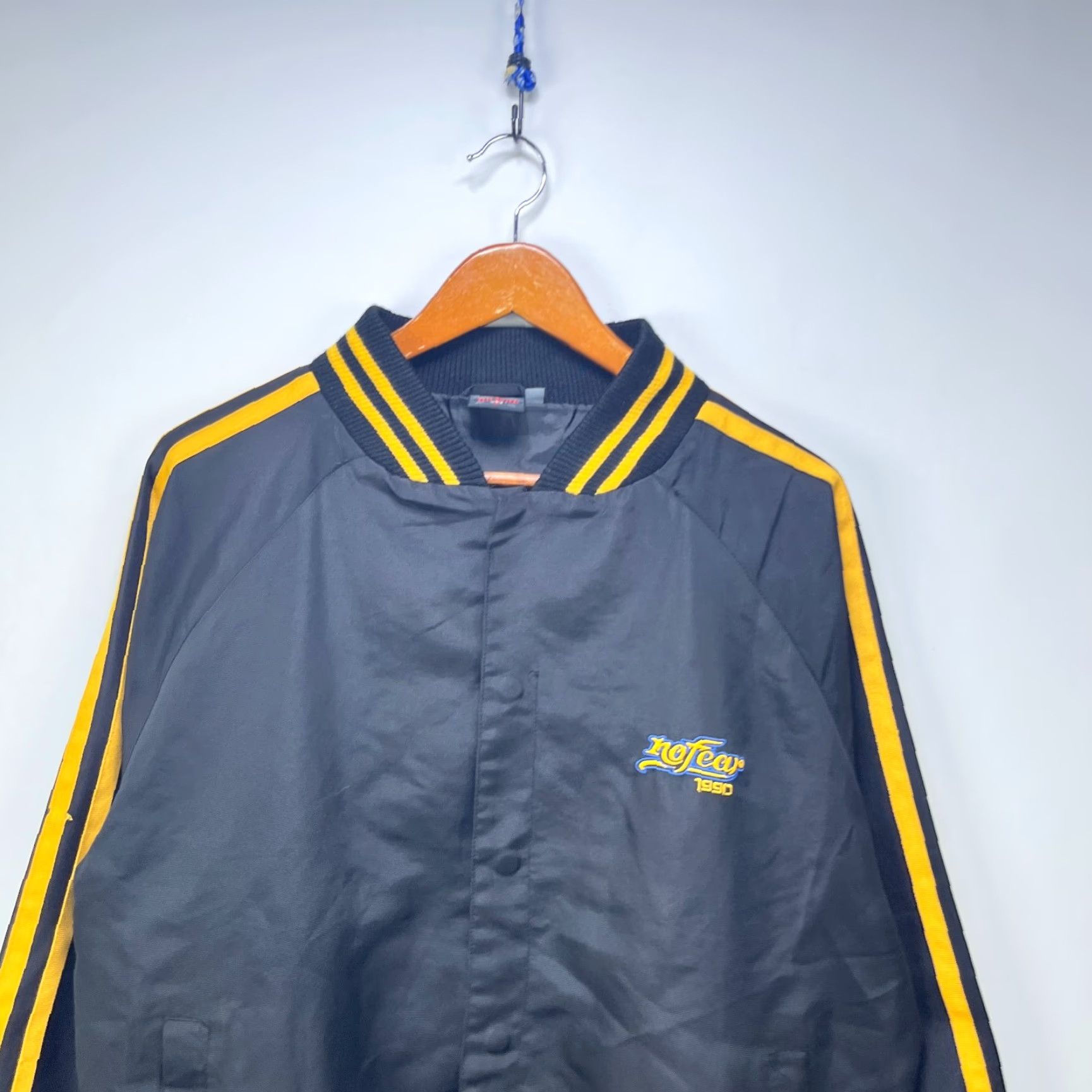 No Fear VINTAGE No Fear Y2K Jacket L Mens Windbreaker Size US L / EU 52-54 / 3 - 2 Thumbnail