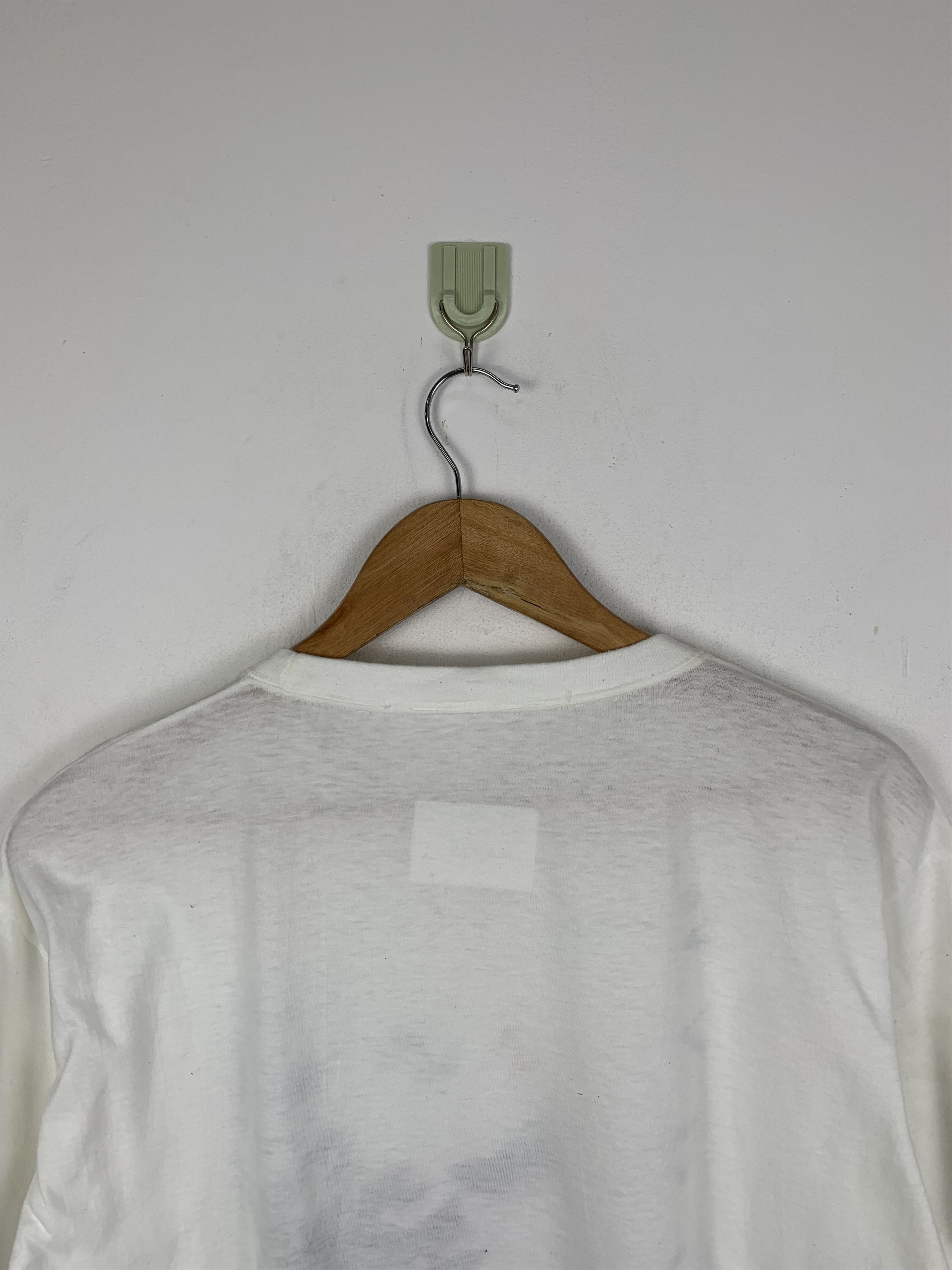 Vintage Vintage 90s Madonna Paper Thin T Shirt TA0310 Size US M / EU 48-50 / 2 - 4 Thumbnail