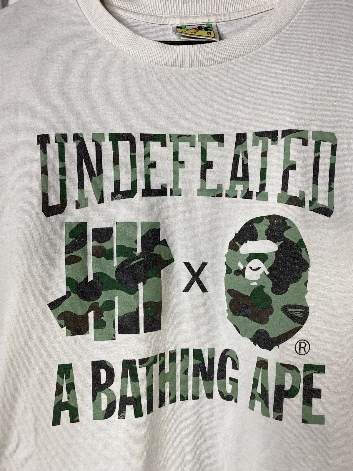 Bape A Bathing Ape Undefeated Bape Head Camo T-Shirt Medium Size US M / EU 48-50 / 2 - 10 Thumbnail
