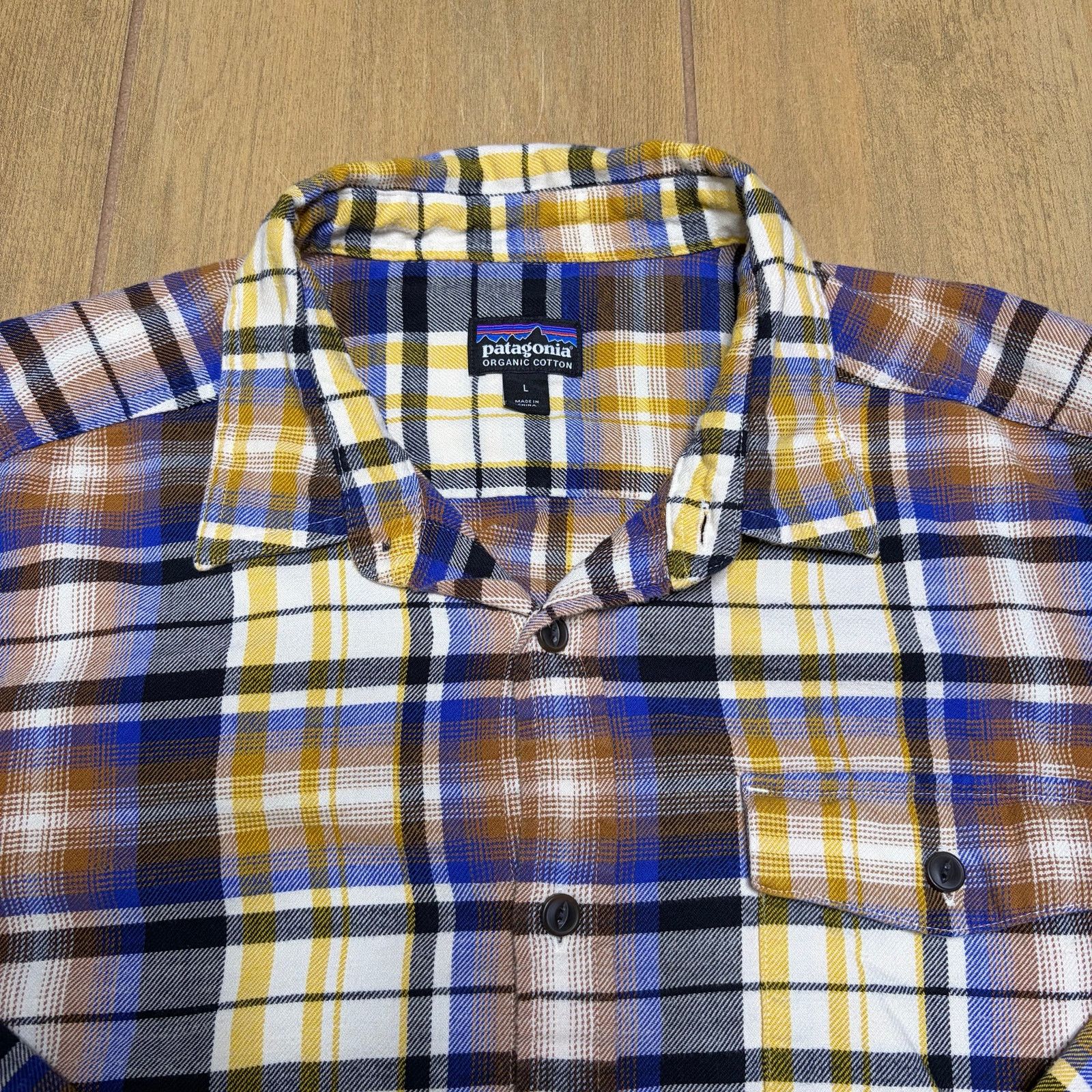 Patagonia Patagonia Organic Cotton Flannel Shirt Men’s Large Plaid Size US L / EU 52-54 / 3 - 2 Thumbnail