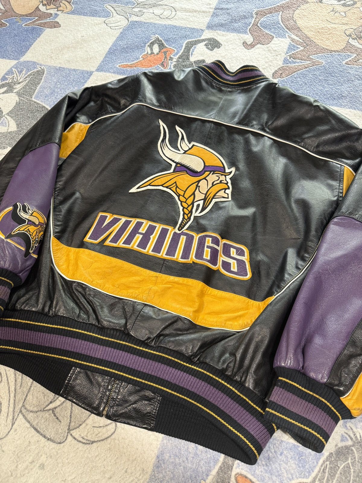 NFL Vintage Minnesota Vikings leather jacket Size US L / EU 52-54 / 3 - 5 Thumbnail