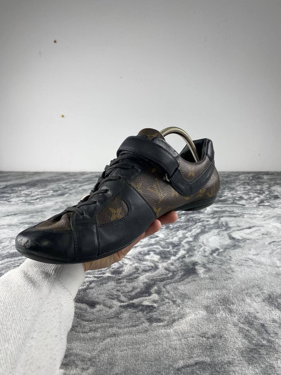 Louis Vuitton Louis Vuitton Globe Trotter Monogram Leather Sneakers Size US 9.5 / EU 42-43 - 5 Thumbnail