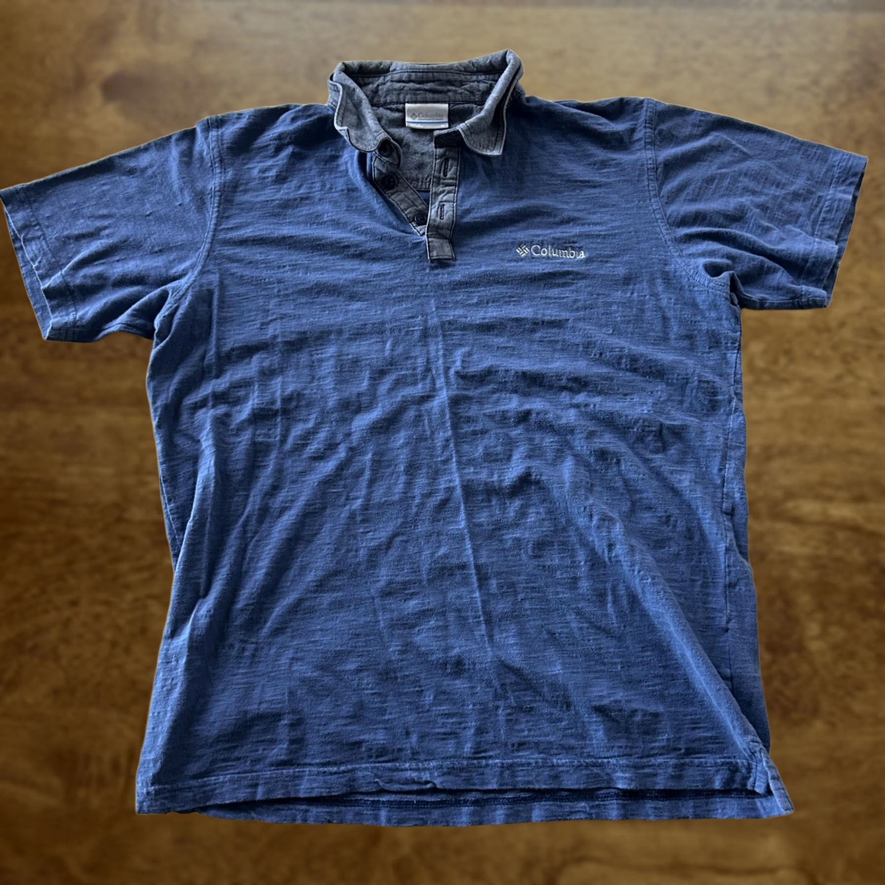 Vintage Columbia Polo Shirt Mens Medium Blue Chambray Collar Cotton Short Sleeve Casual Polo Shirt Mens M Blue Chambray Collar Cotton Short Sleeve Casual Size US M / EU 48-50 / 2 - 1 Thumbnail