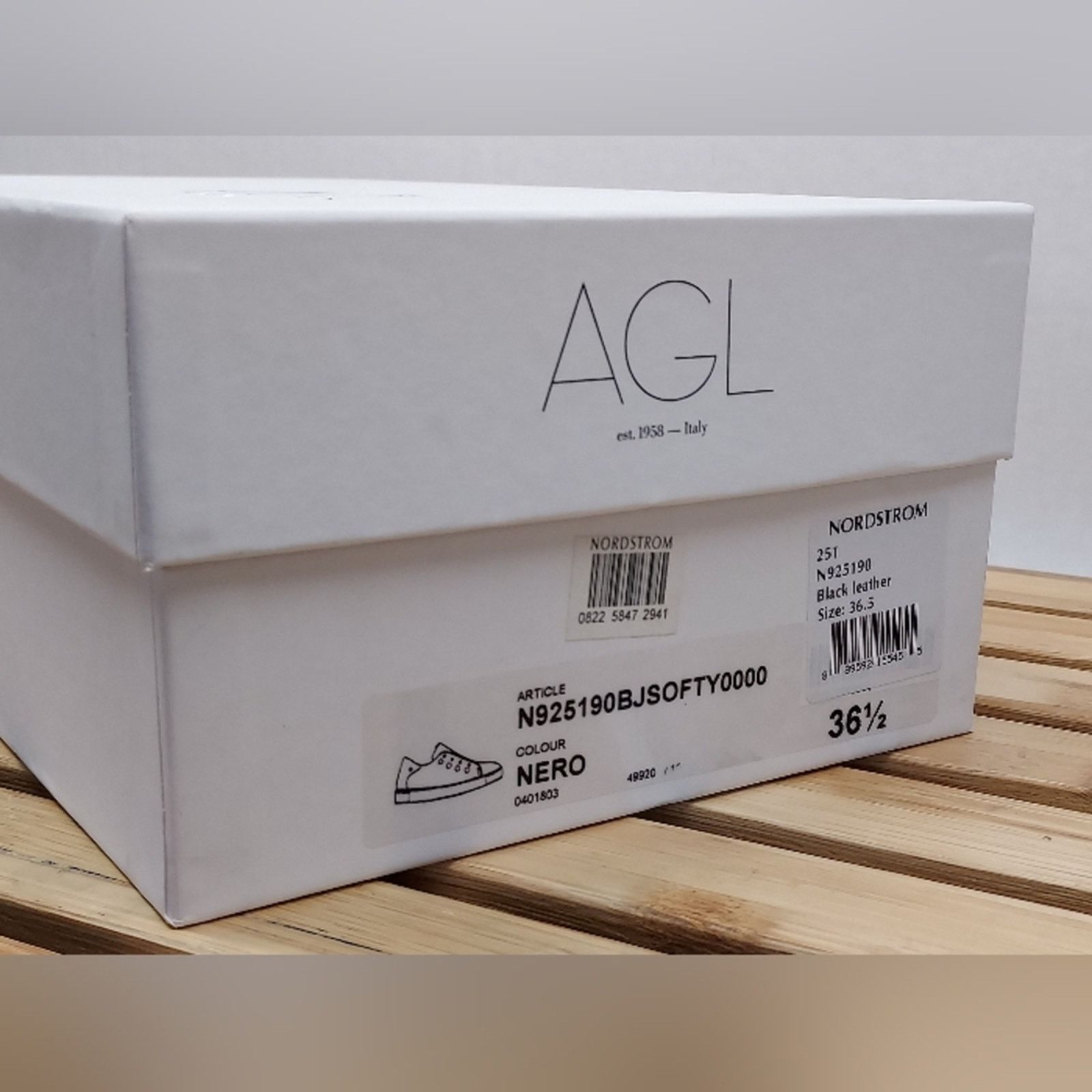 AGL AGL Womens Black Leather Sneaker Shoes Size 36.5 (5.5) Size US 5.5 / IT 35.5 - 11 Thumbnail