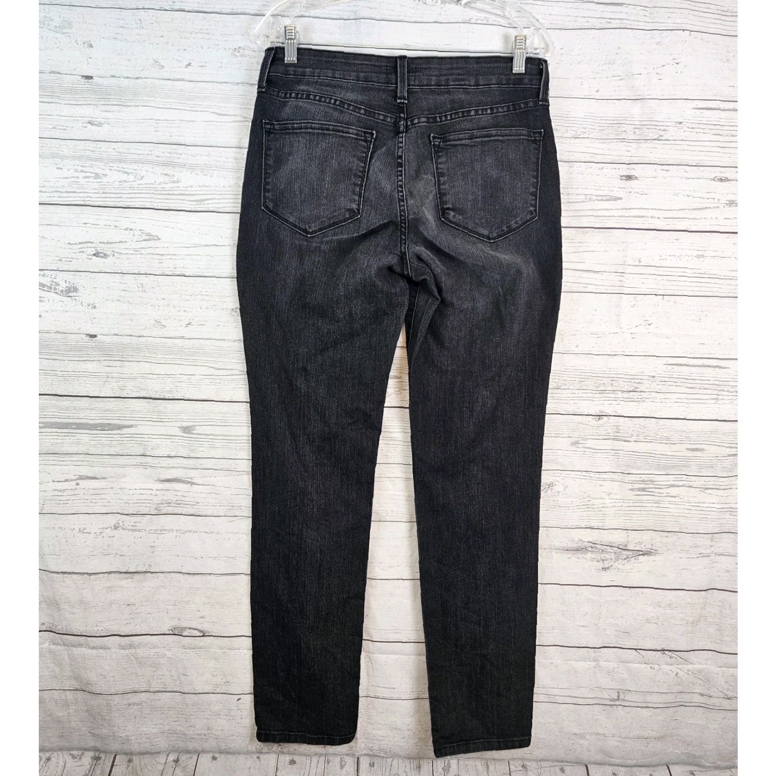 NYDJ **NYDJ Women's Black Mid Rise Legging Size 8** User: **NYDJ Women's Black Mid Rise Legging Size 8** Size 30" / US 8 / IT 44 - 3 Thumbnail