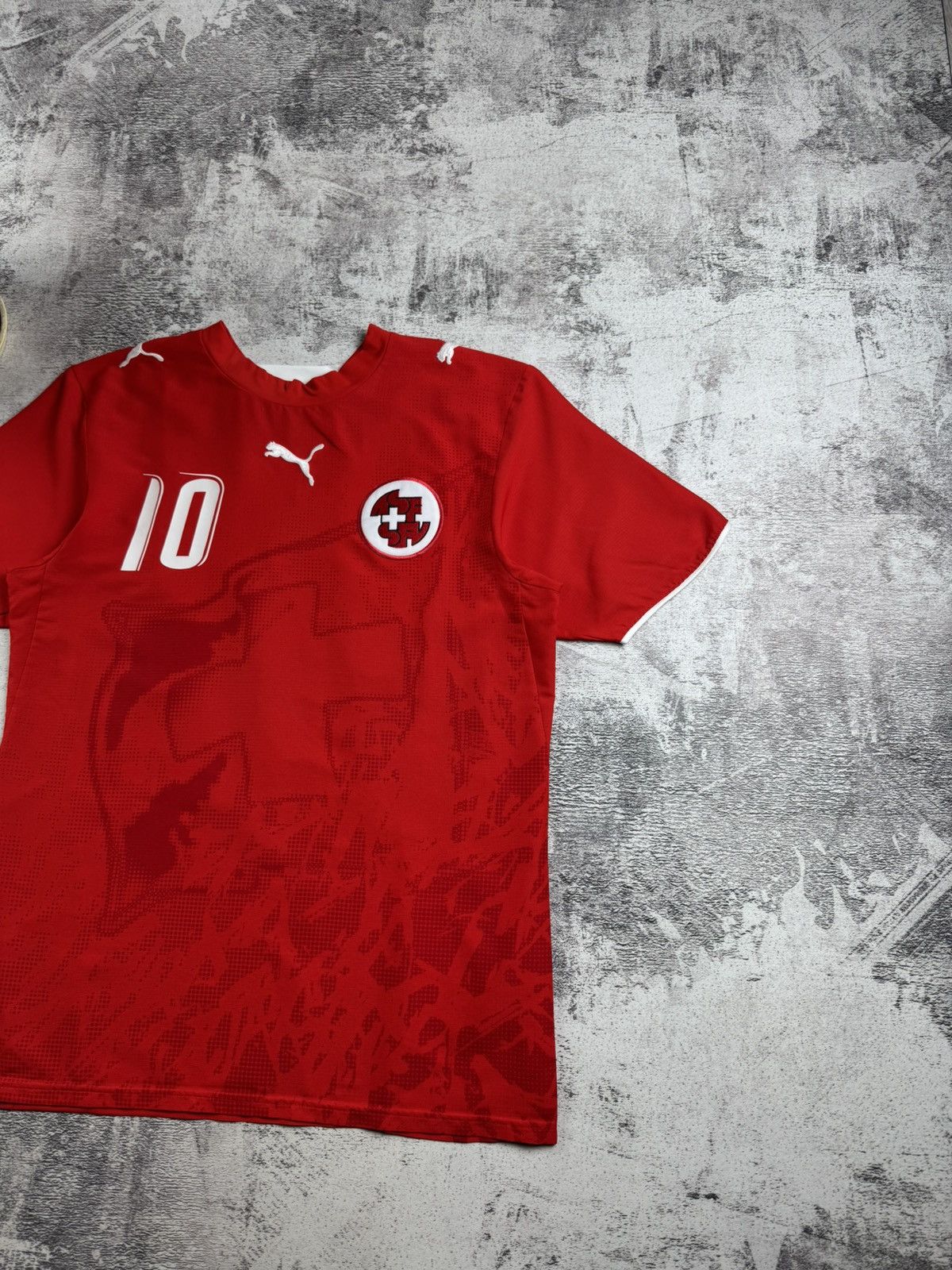 Puma Switzerland Swiss 2006/2008 Vintage #10 Pascal Red Soccer Football Shirt Jersey Size US S / EU 44-46 / 1 - 5 Thumbnail