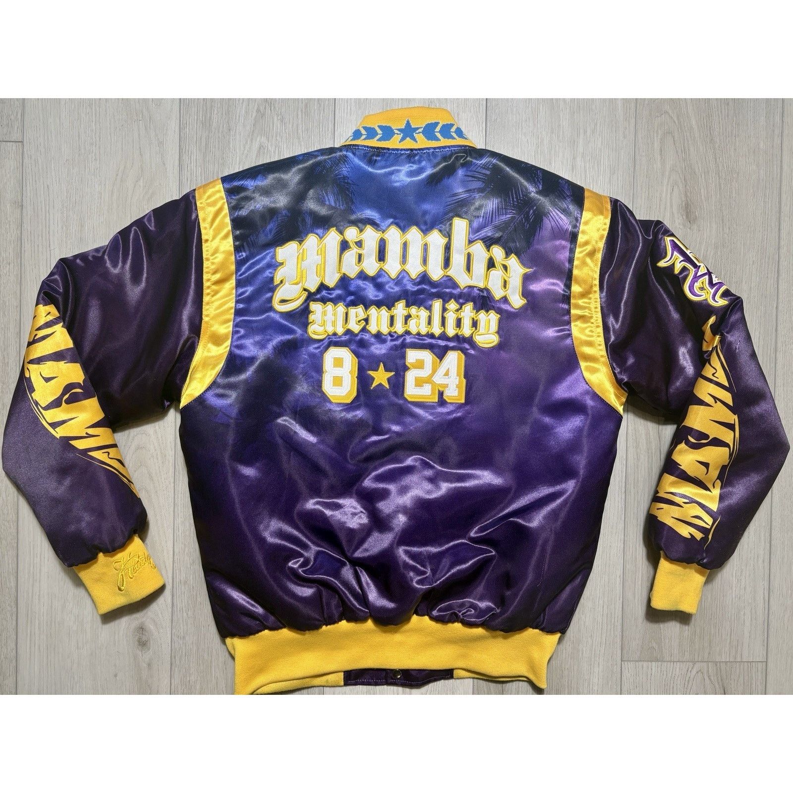 Other Los Angeles Lakers Kobe Bryant Crenshaw Satin Jacket Small Size US S / EU 44-46 / 1 - 2 Thumbnail