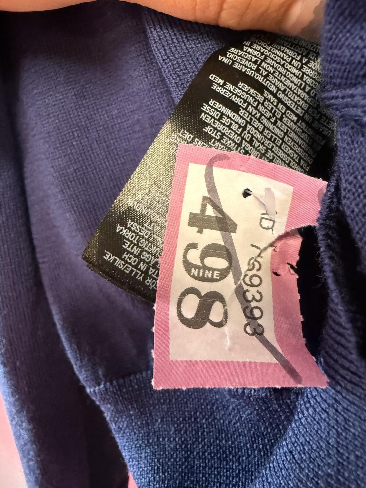 Other UNIQLO Navy Blue UV Protection Crew Neck Cardigan Size XS / US 0-2 / IT 36-38 - 3 Thumbnail