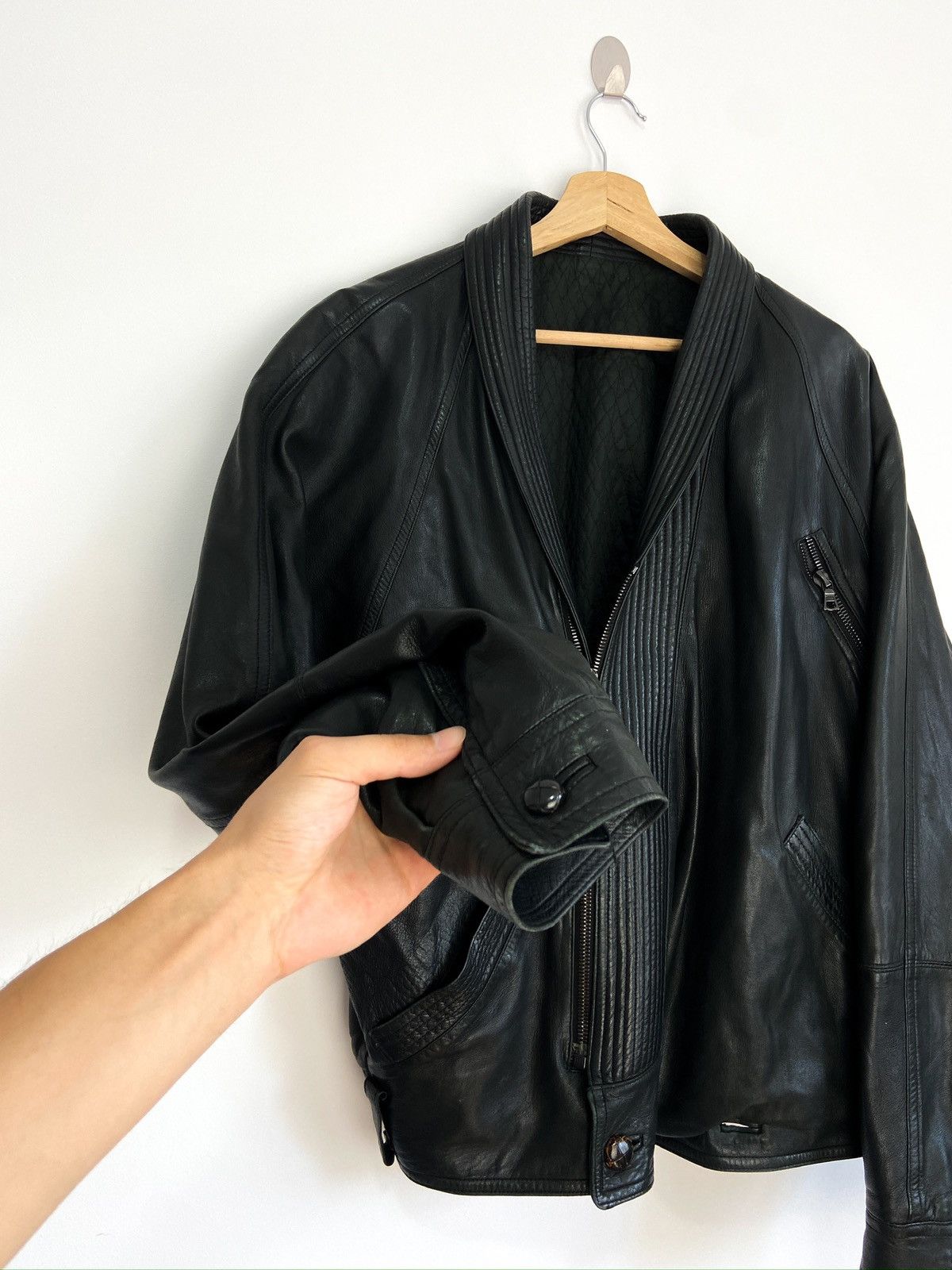 Versace 90s Gianni Versace Leather Jacket Size US L / EU 52-54 / 3 - 3 Thumbnail