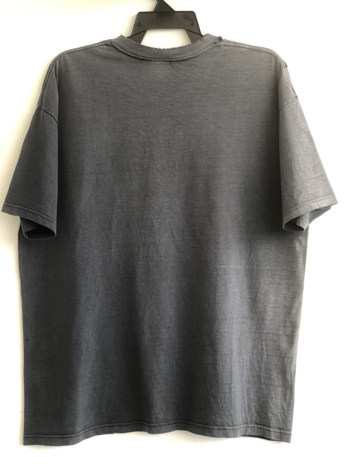 Vintage Vintage 📍Thrashed Sunfaded anvil Plain Tee Size US XL / EU 56 / 4 - 10 Thumbnail