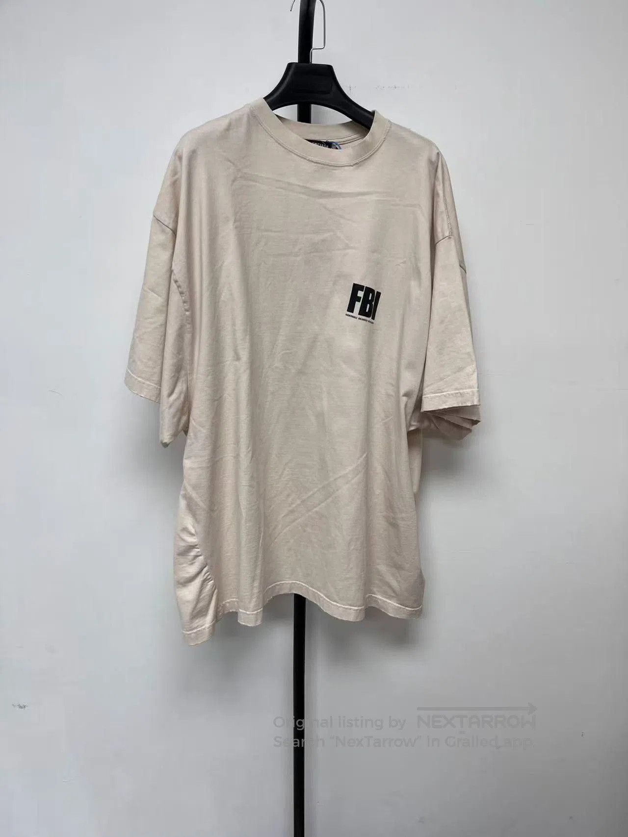 Balenciaga Balenciaga Logo Print Crewneck Short-Sleeve T-Shirt. Size US L / EU 52-54 / 3 - 1 Thumbnail