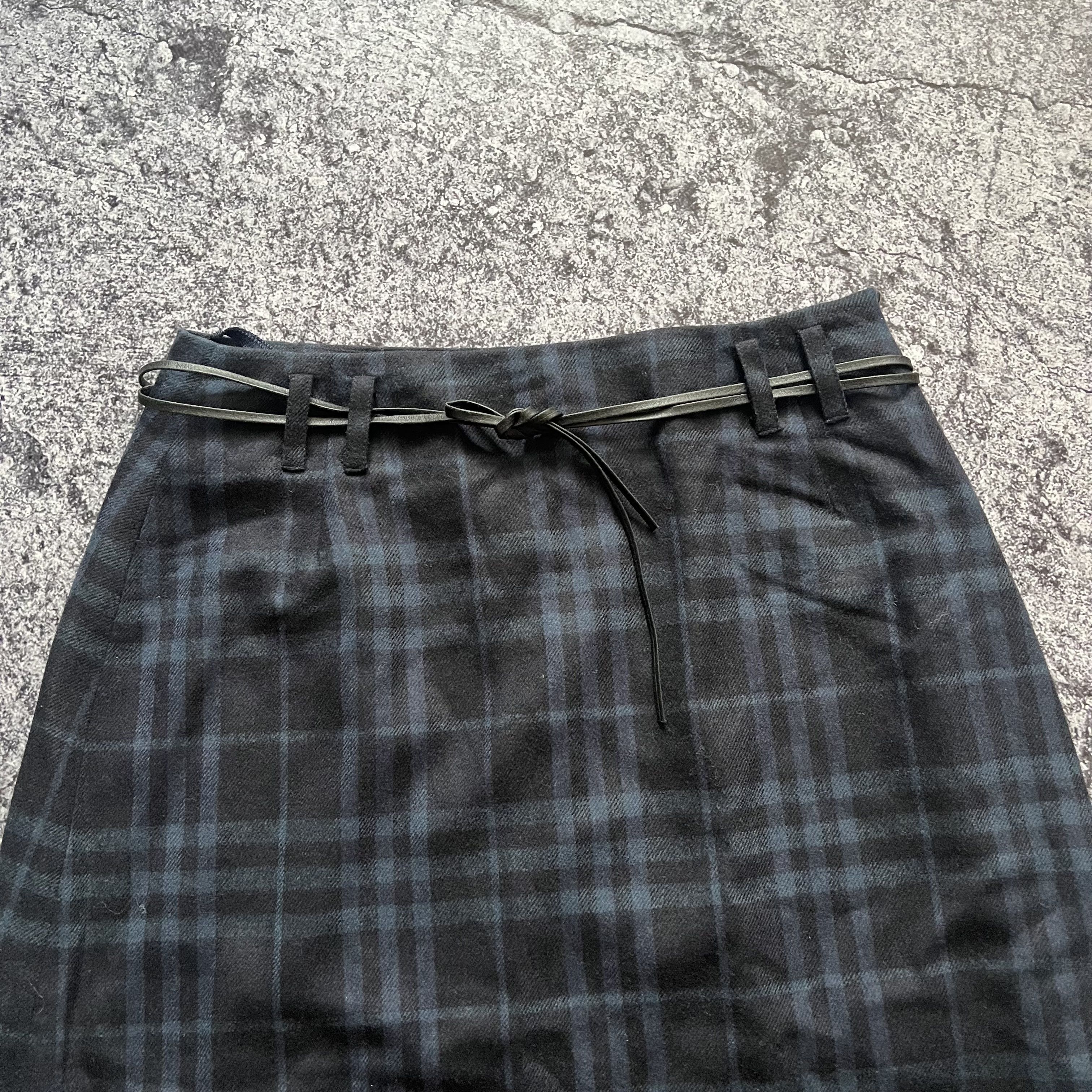 Burberry Burberry London Nova Check Skirt Size USA 6 / I 42 / GB 10 Size 28" / US 6 / IT 42 - 3 Thumbnail